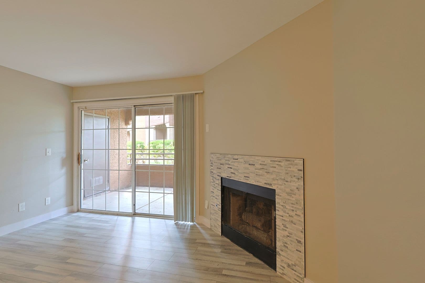Las Vegas House: 2200 South Fort Apache Road #1108