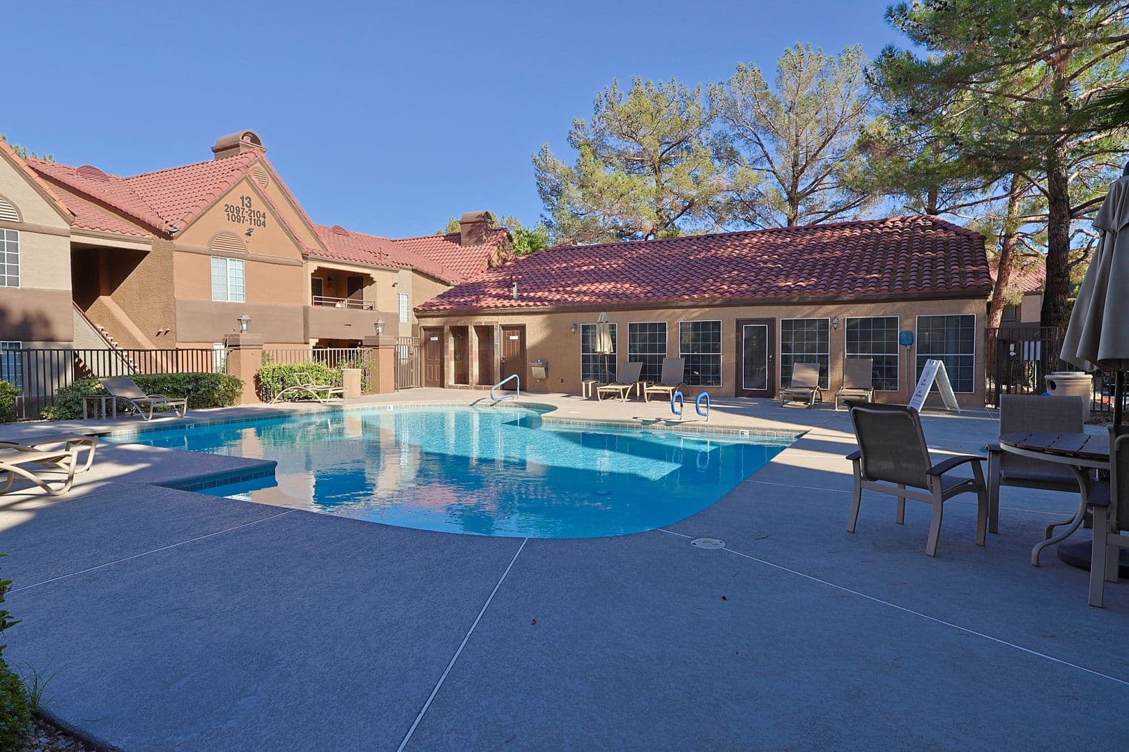 Las Vegas House: 2200 South Fort Apache Road #1108