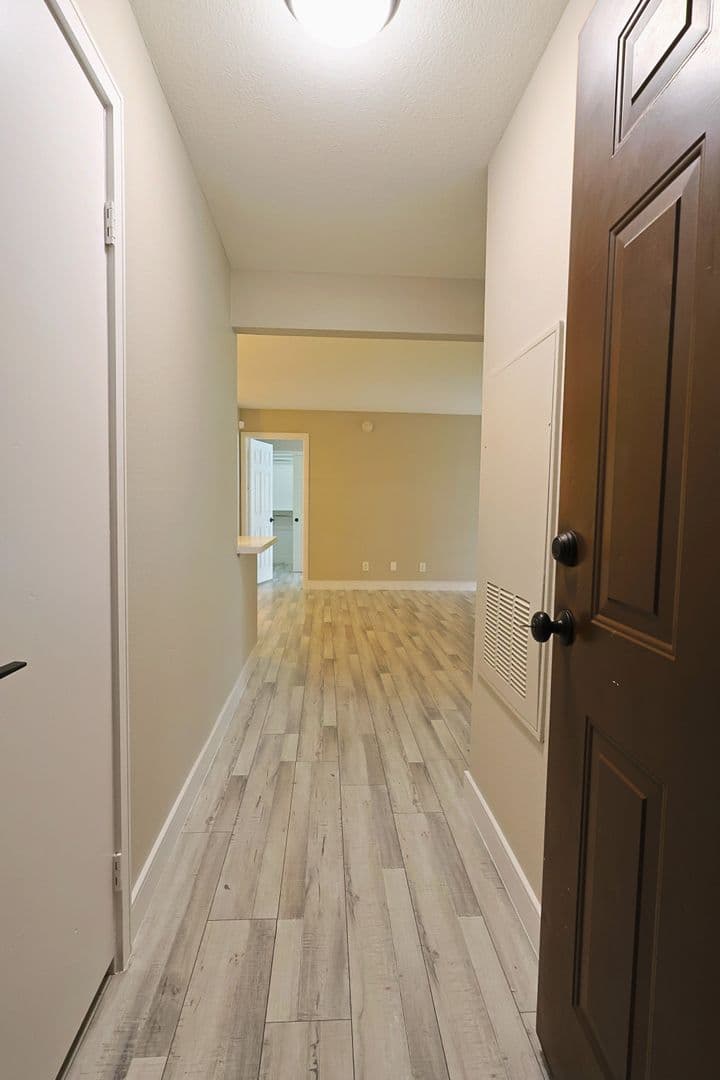 Las Vegas House: 2200 South Fort Apache Road #1108