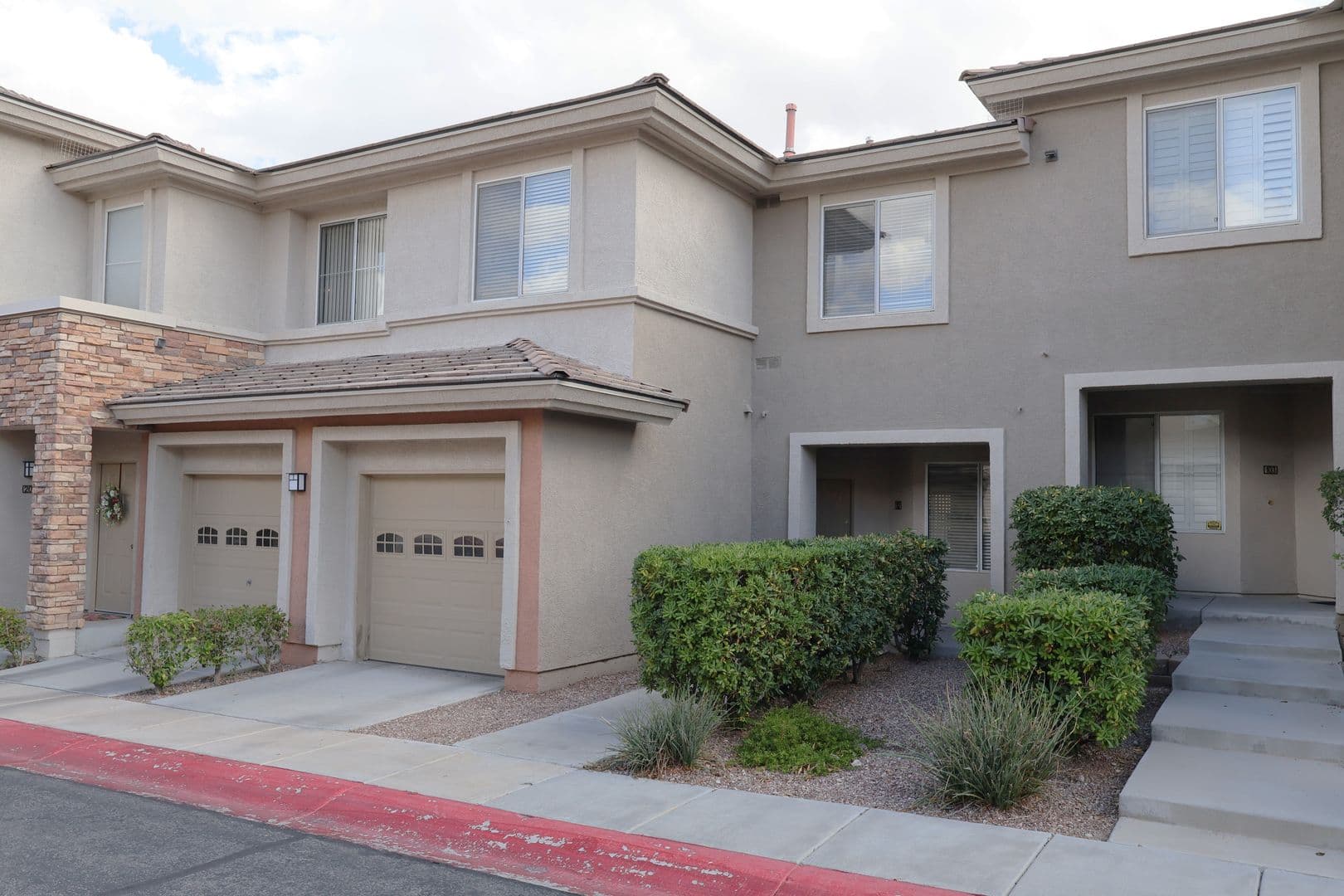 Las Vegas House: 712 Peachy Canyon #102