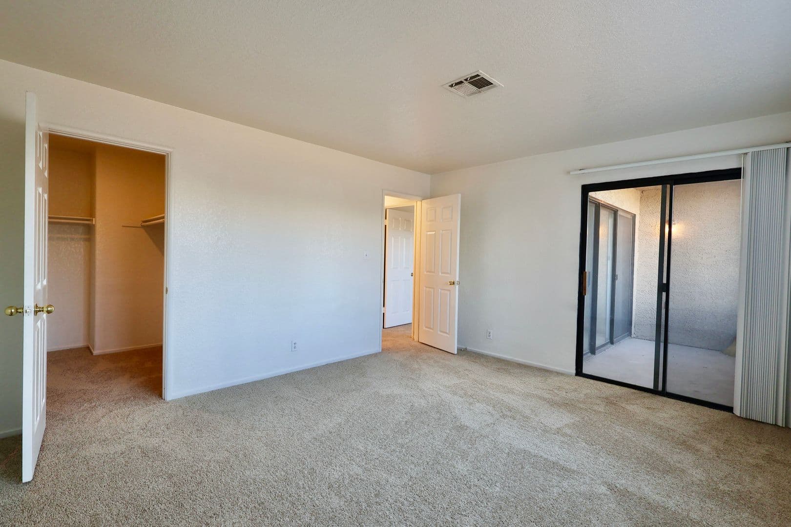 Las Vegas House: 5008 S. Rainbow Blvd. #105
