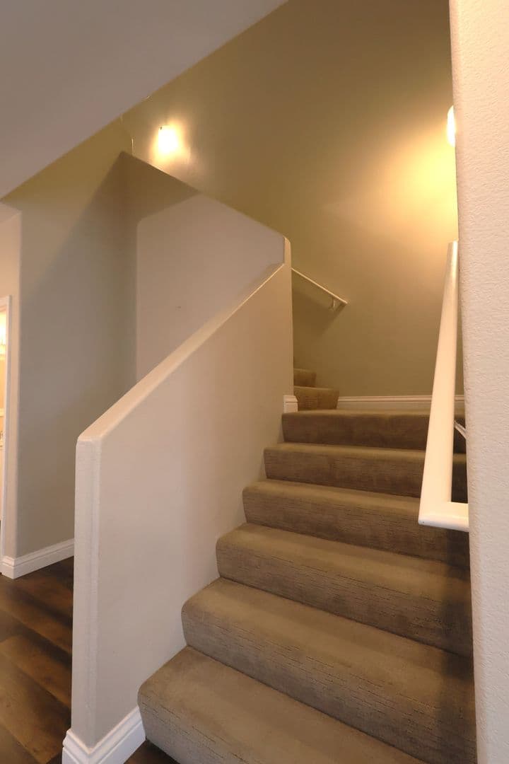 Las Vegas House: 712 Peachy Canyon #102