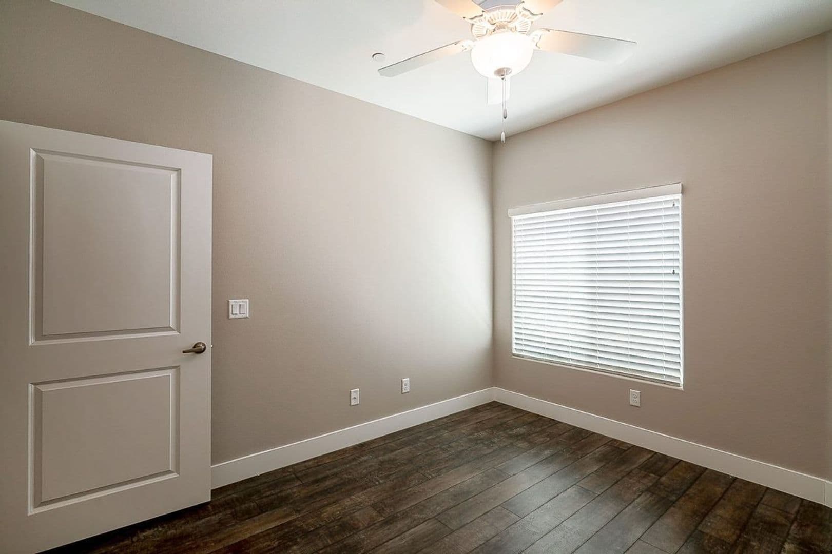 Las Vegas House: 845 Pantara Place #1104
