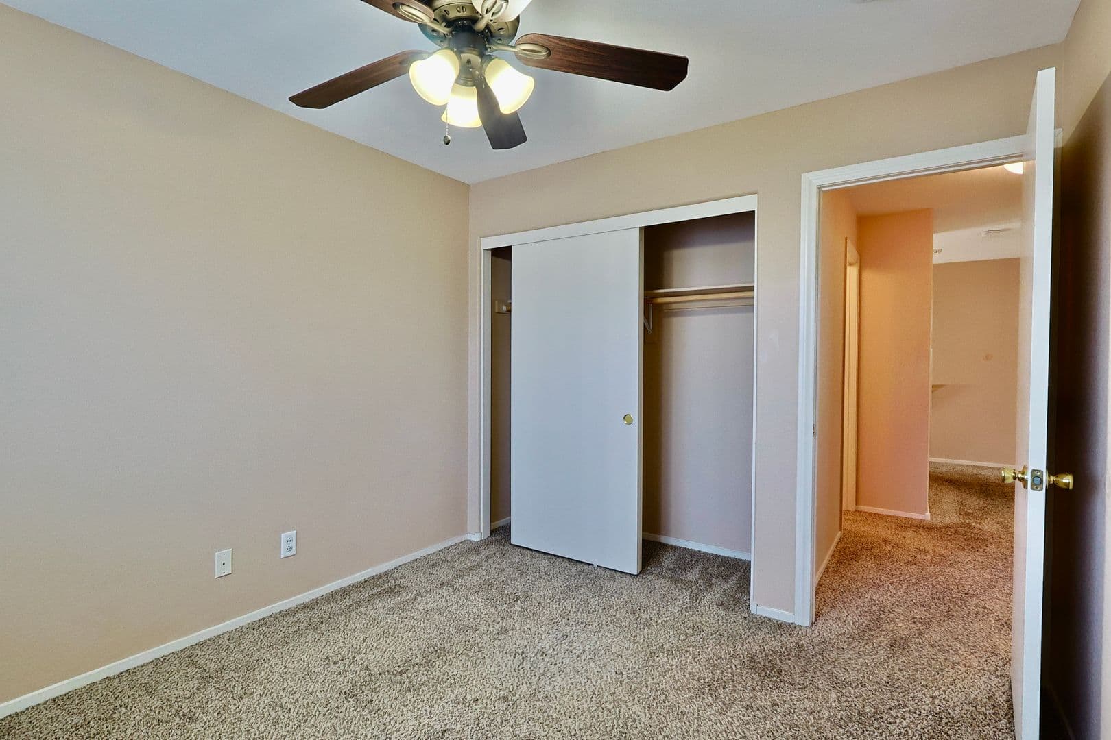 Las Vegas House: 10048 Delicate Dew St.