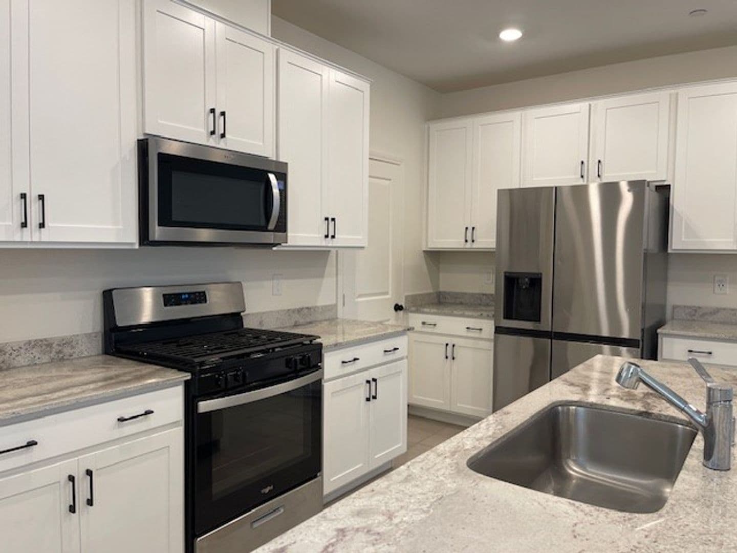 Henderson House: 3493 Argiento Ave