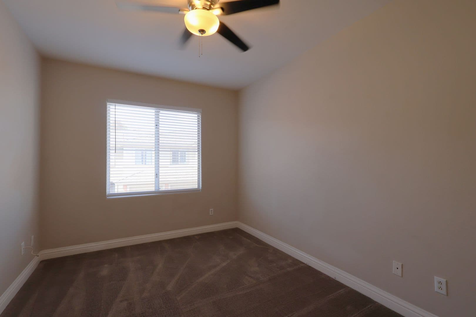 Las Vegas House: 712 Peachy Canyon #102
