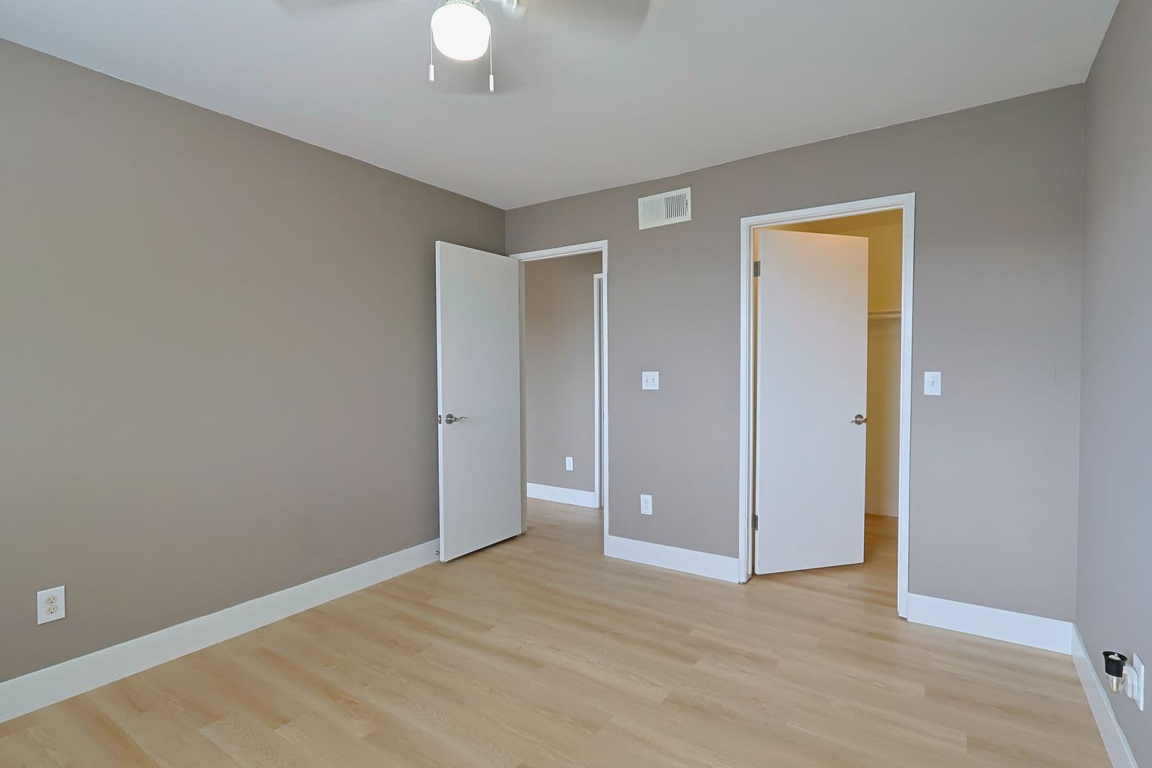 Las Vegas House: 8600 W Charleston Blvd #1034