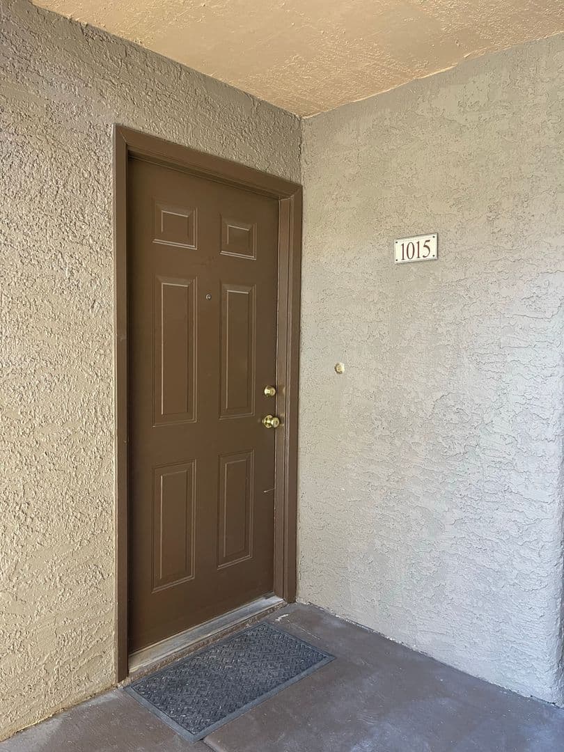 Las Vegas House: 2200 S. Fort Apache Road #1015