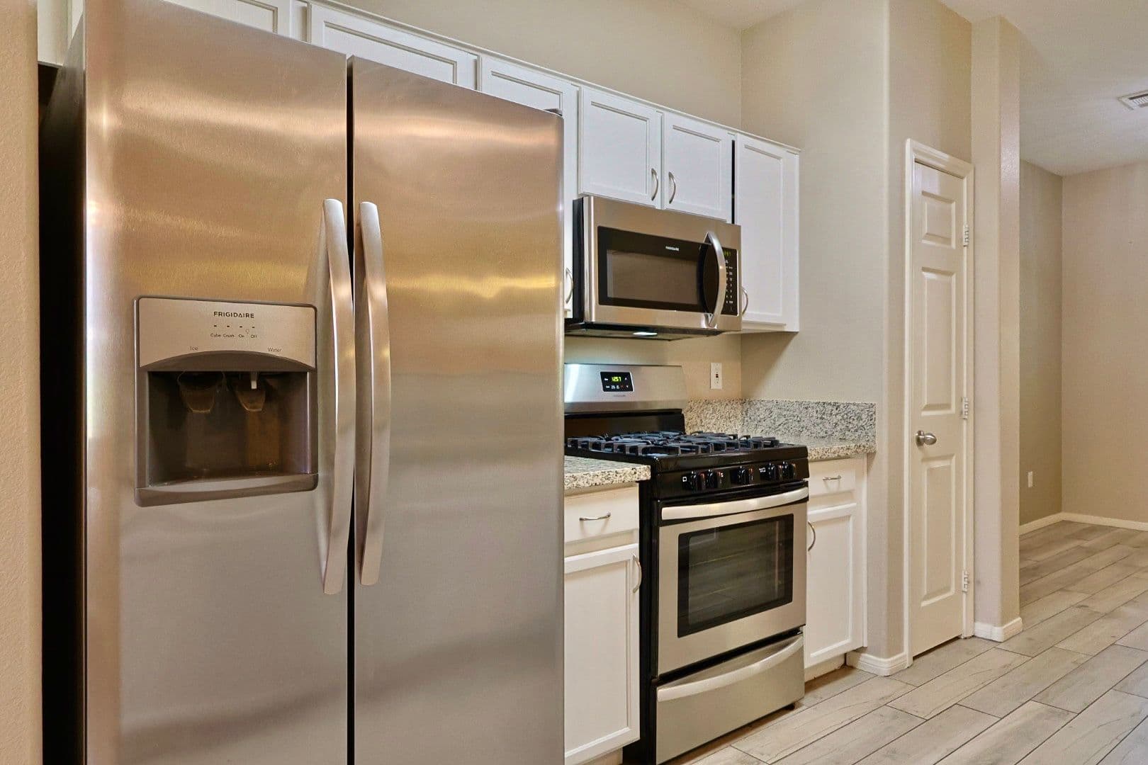 Las Vegas House: 716 Peachy Canyon #103