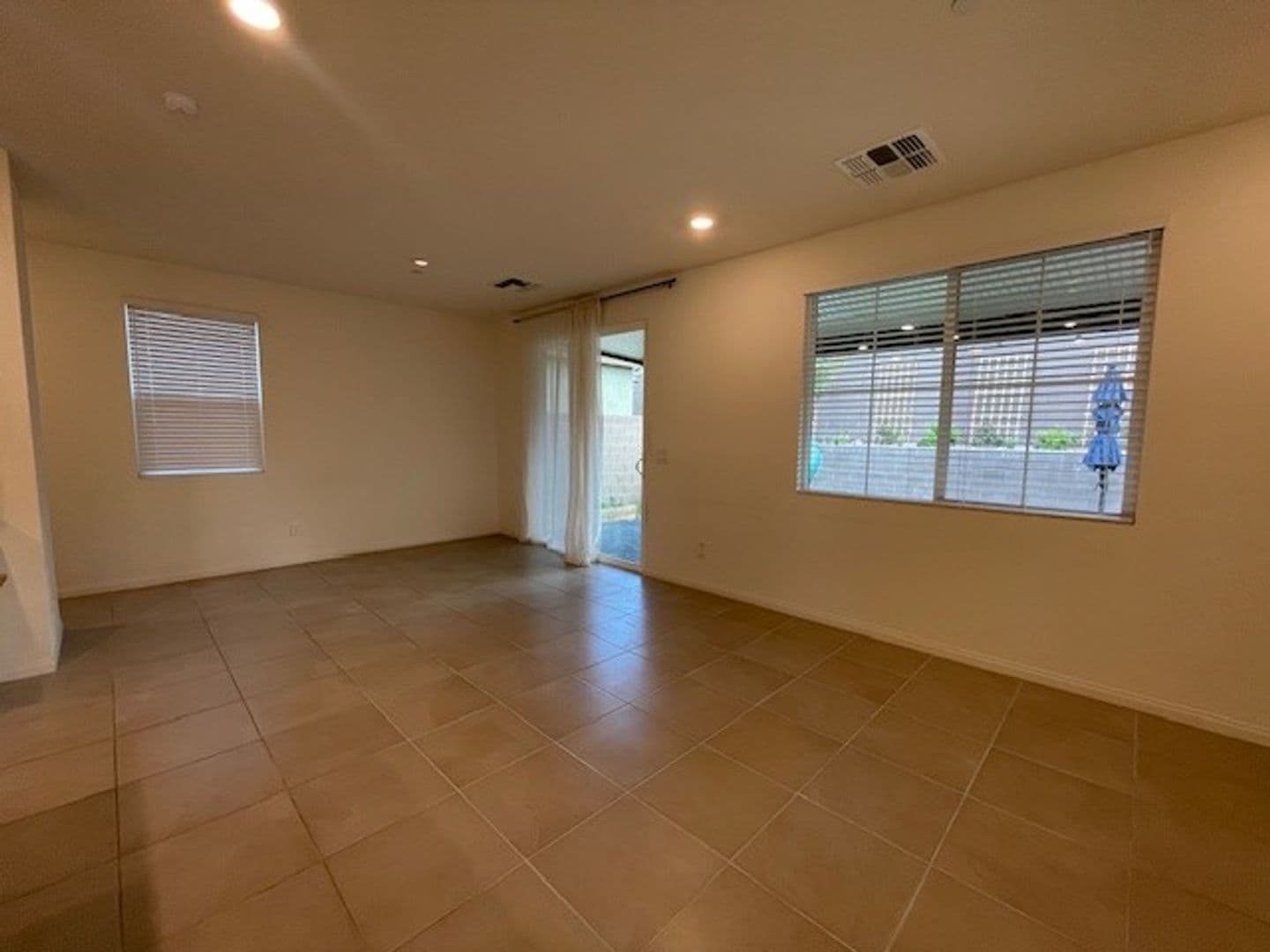 Henderson House: 3493 Argiento Ave