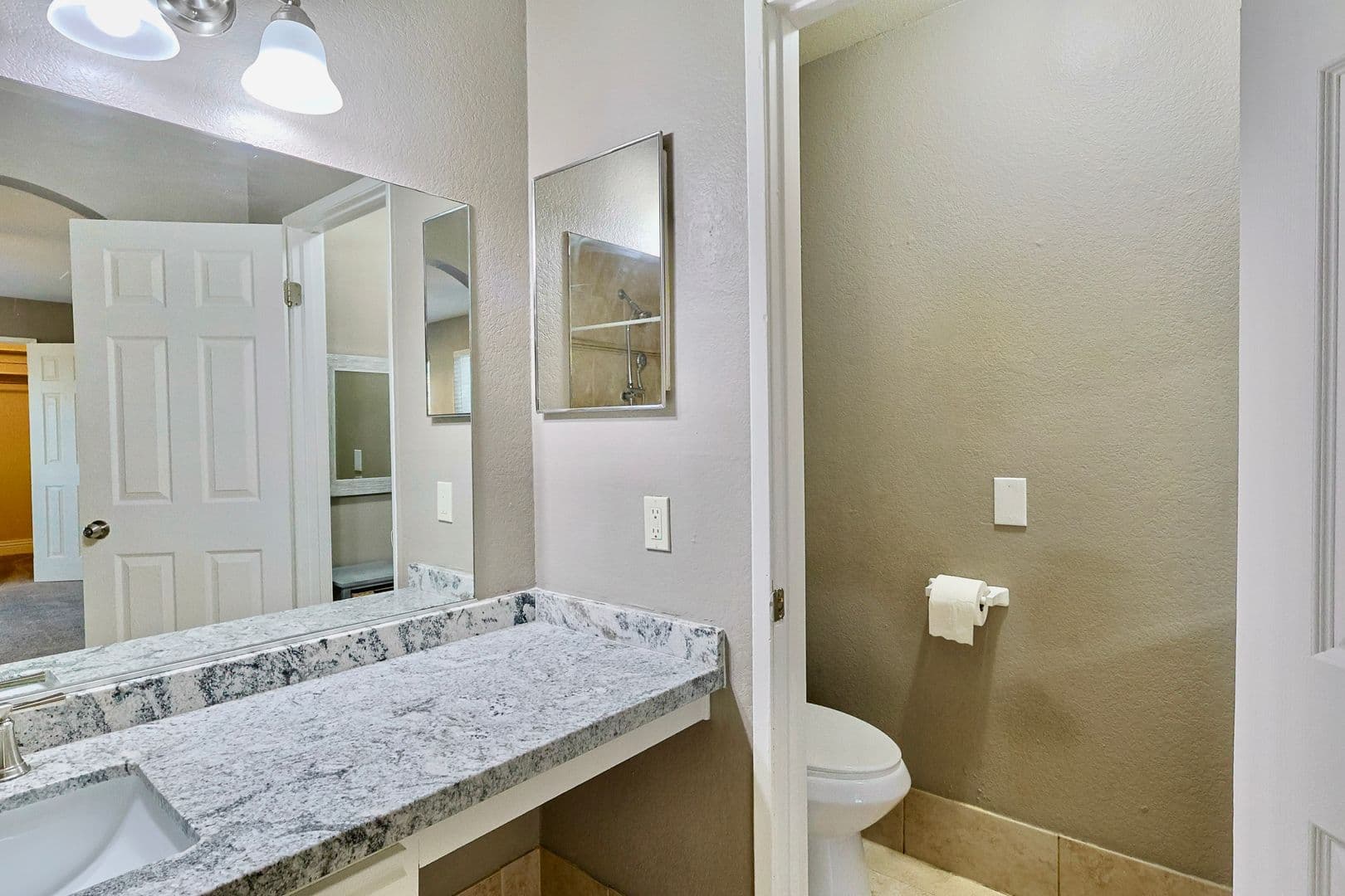 Las Vegas House: 2200 S. Fort Apache Road #1015