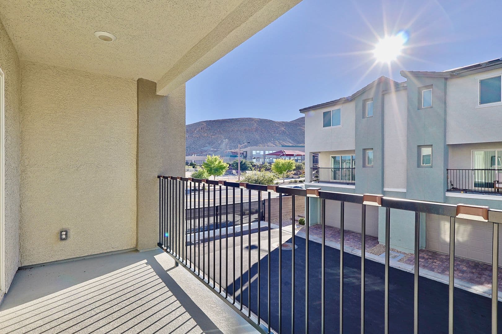 Las Vegas House: 6888 Prairie Pearl Street