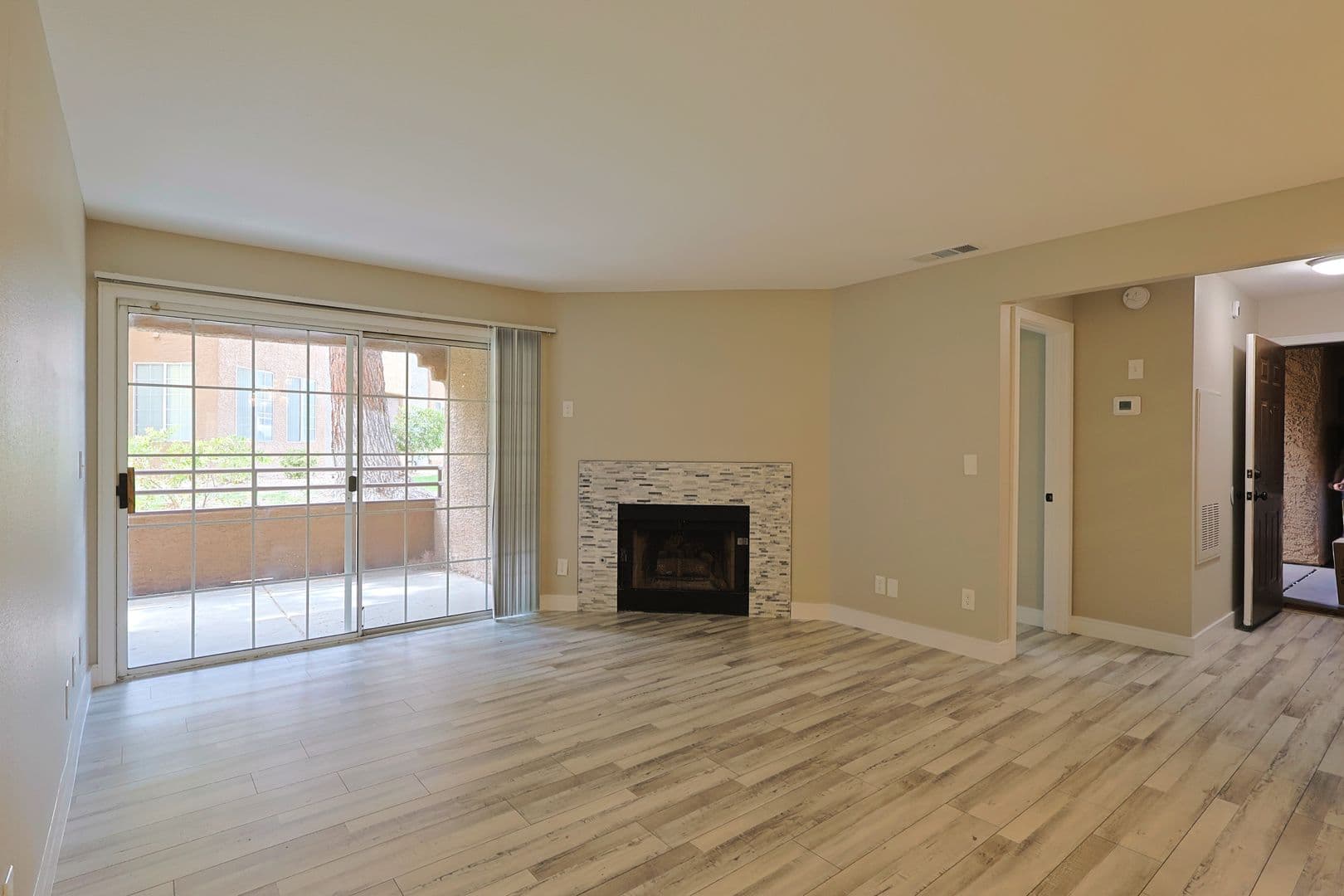 Las Vegas House: 2200 South Fort Apache Road #1108
