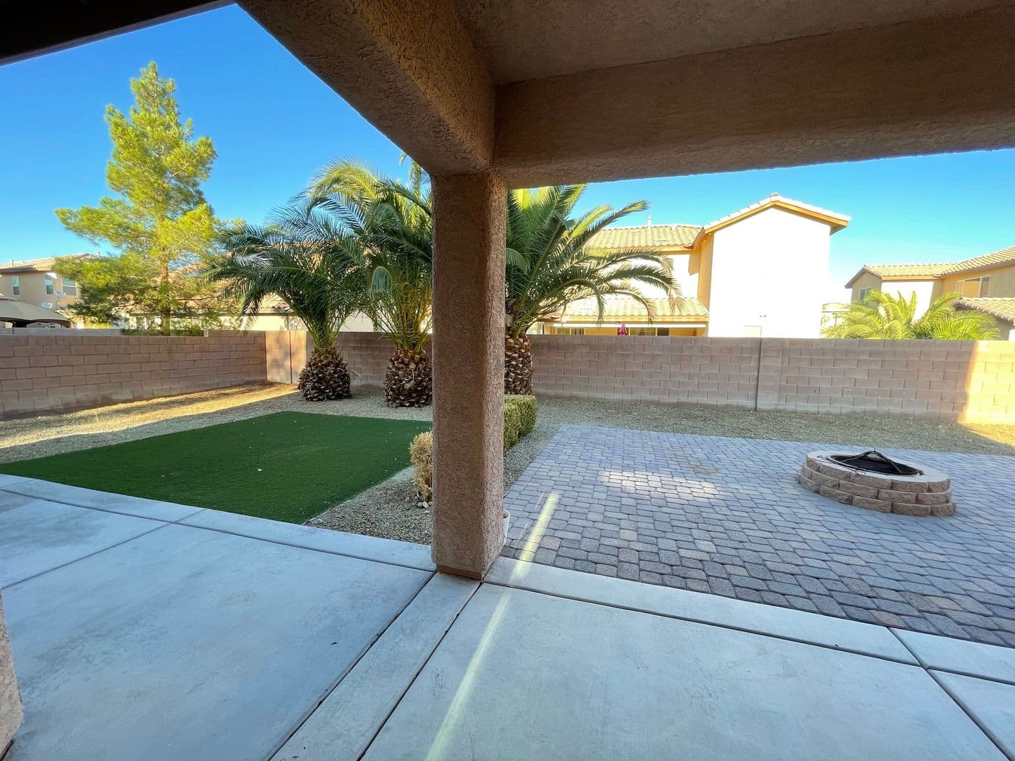 North Las Vegas House: 6020 Krug Street