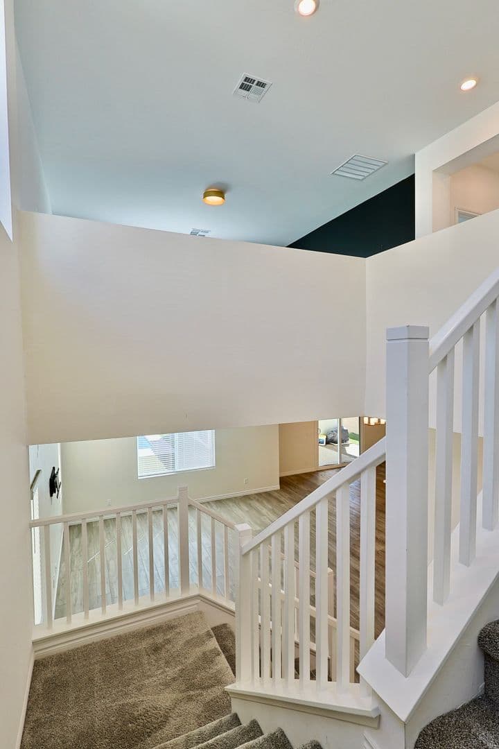North Las Vegas House: 4441 Mural Glen Court