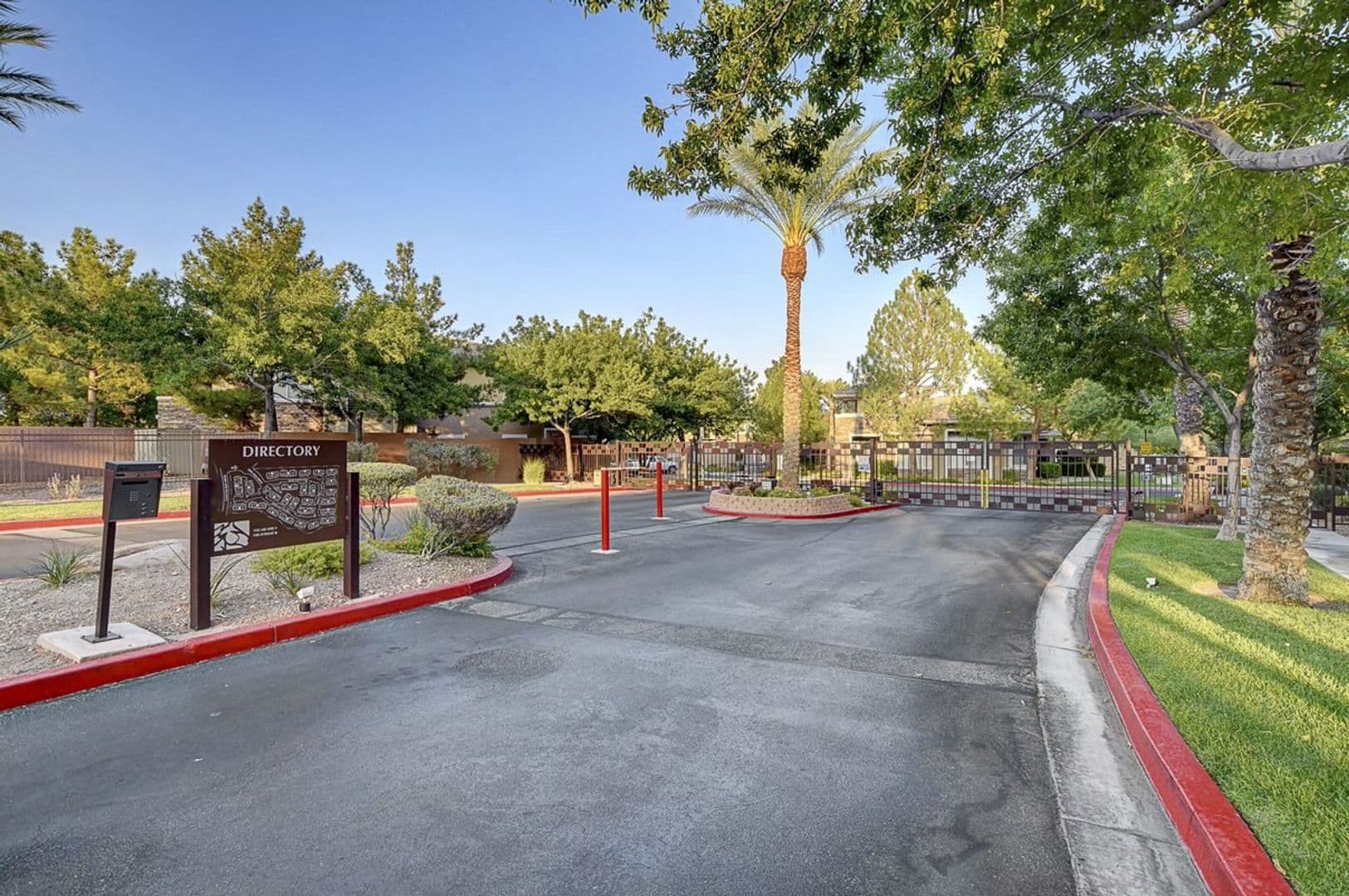 Las Vegas House: 716 Peachy Canyon #103