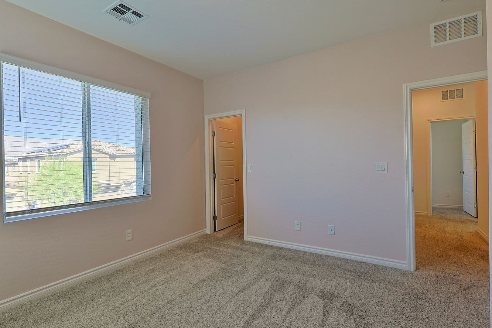 North Las Vegas House: 4441 Mural Glen Court