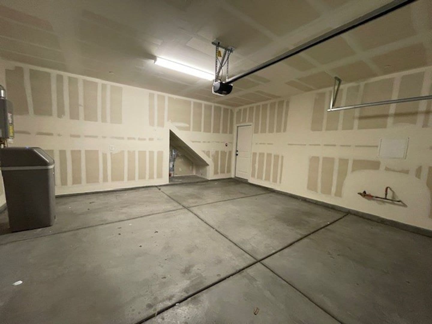 Henderson House: 3493 Argiento Ave