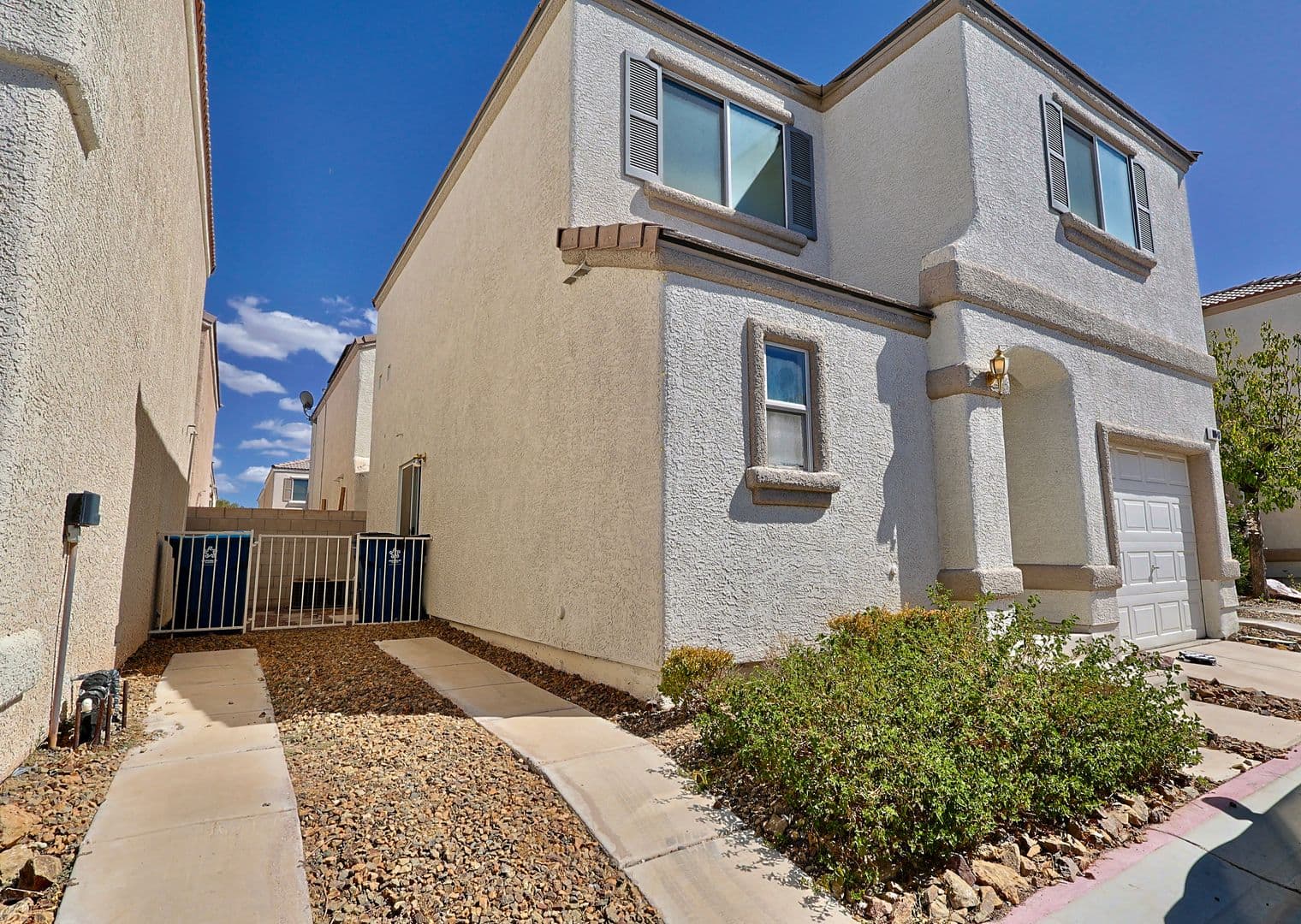 Las Vegas House: 10048 Delicate Dew St.