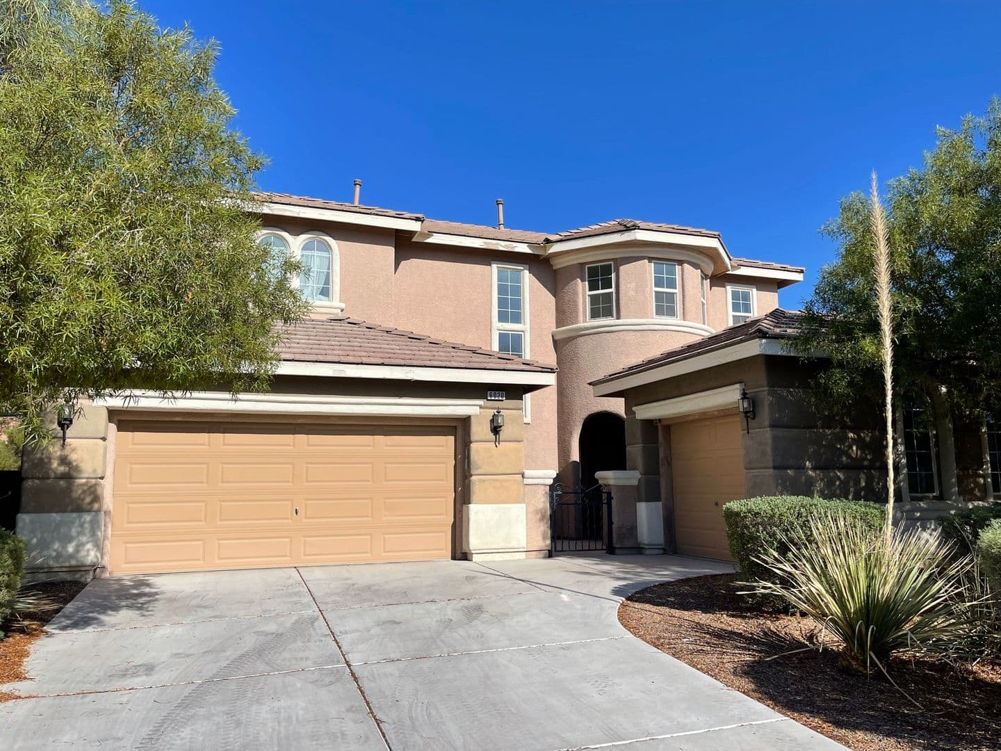 North Las Vegas House: 6020 Krug Street