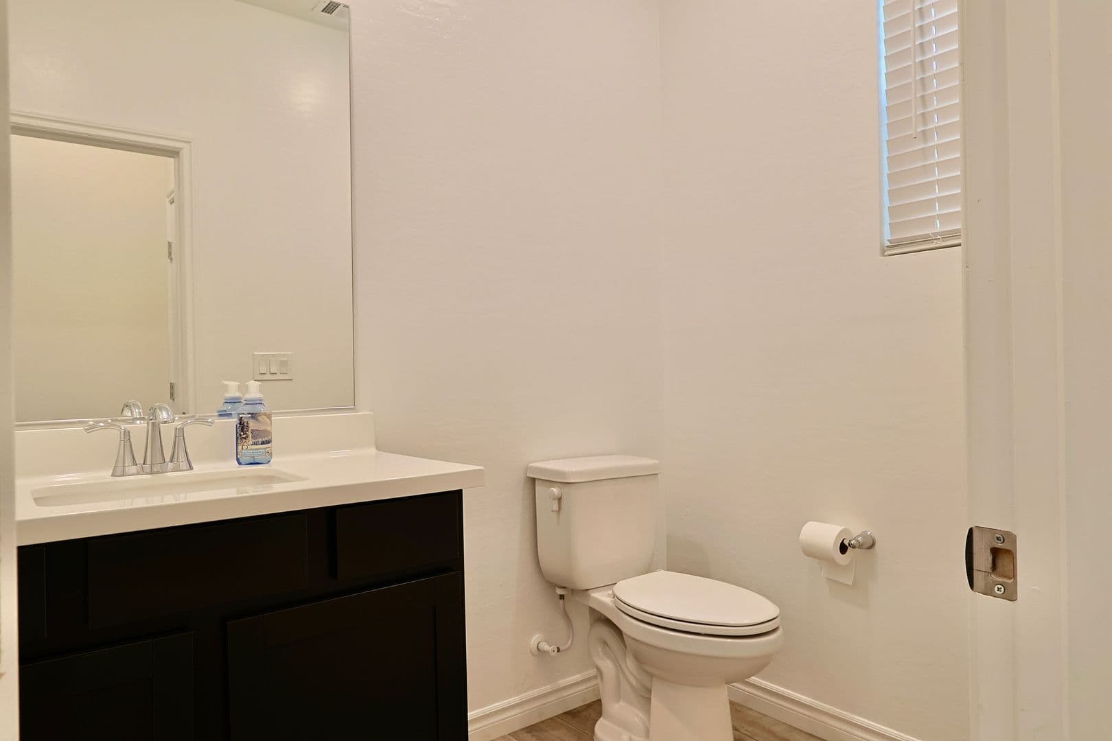 North Las Vegas House: 4441 Mural Glen Court