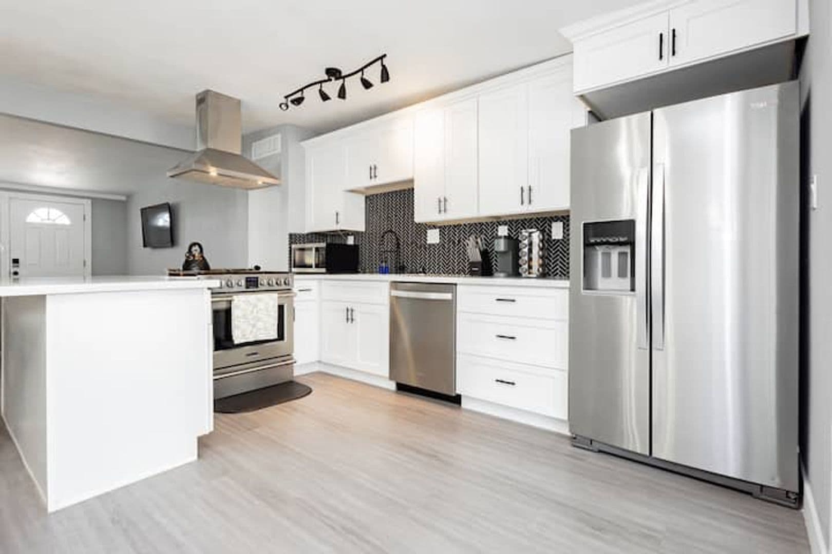 Las Vegas House: 1634 Serenada Avenue