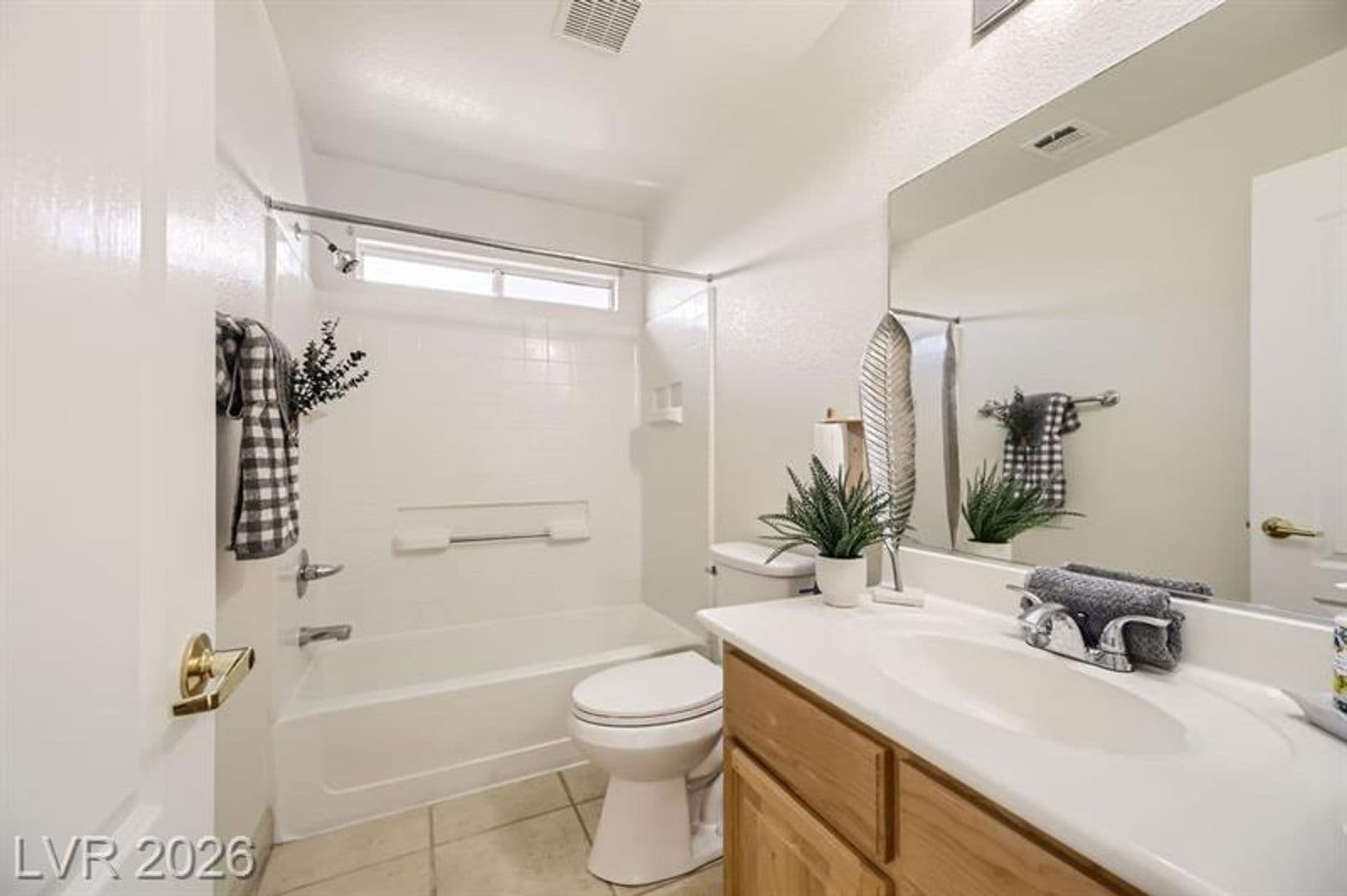 North Las Vegas Apartment: 6713 Lookout Lodge Lane
