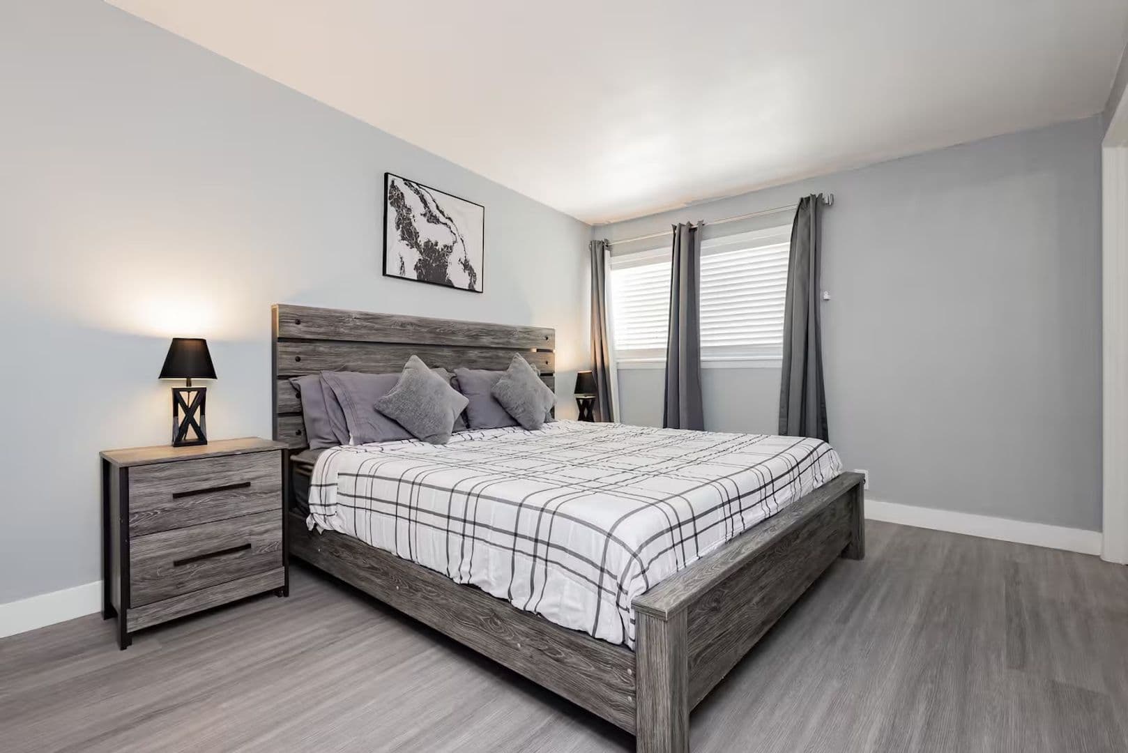 Las Vegas House: 1634 Serenada Avenue