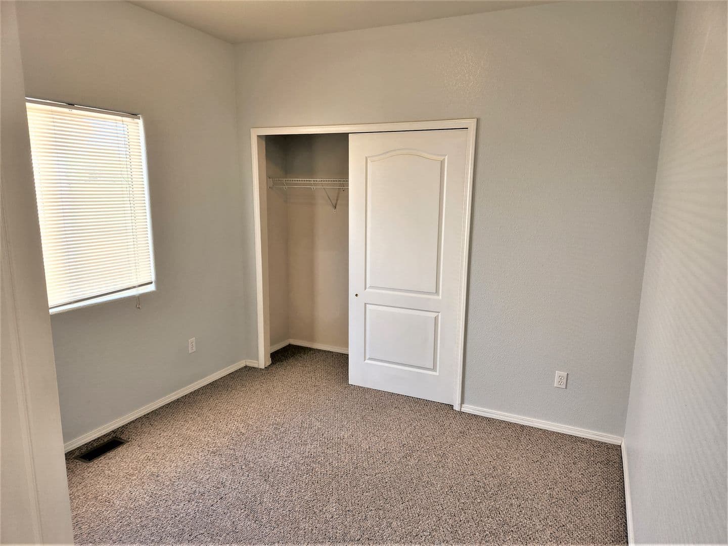 Fountain House: 796 Ridgebury Place