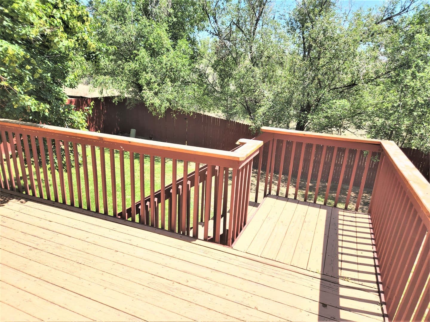 Fountain House: 796 Ridgebury Place