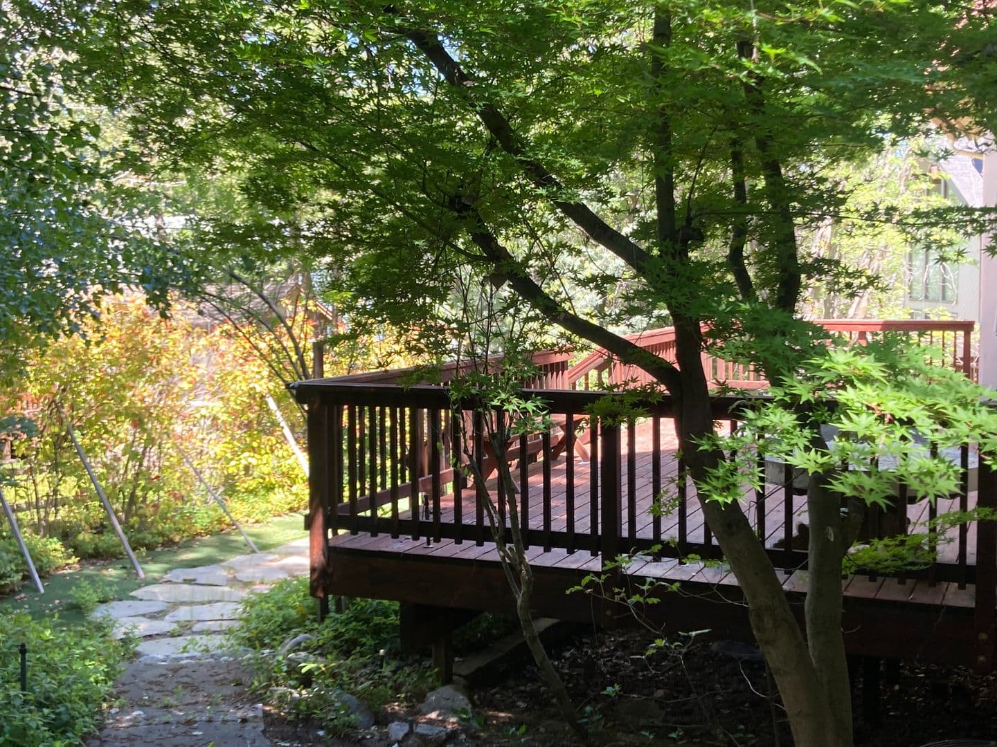 Lake Arrowhead House: 887 Talisman Ln