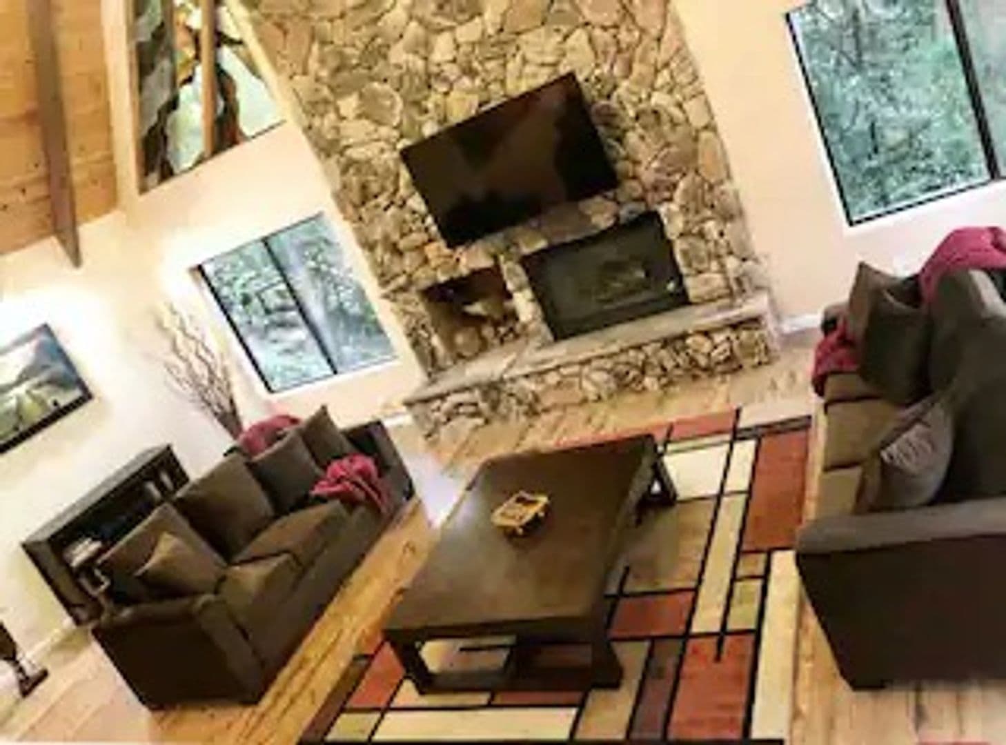 Lake Arrowhead House: 27957 Lakes Edge Rd