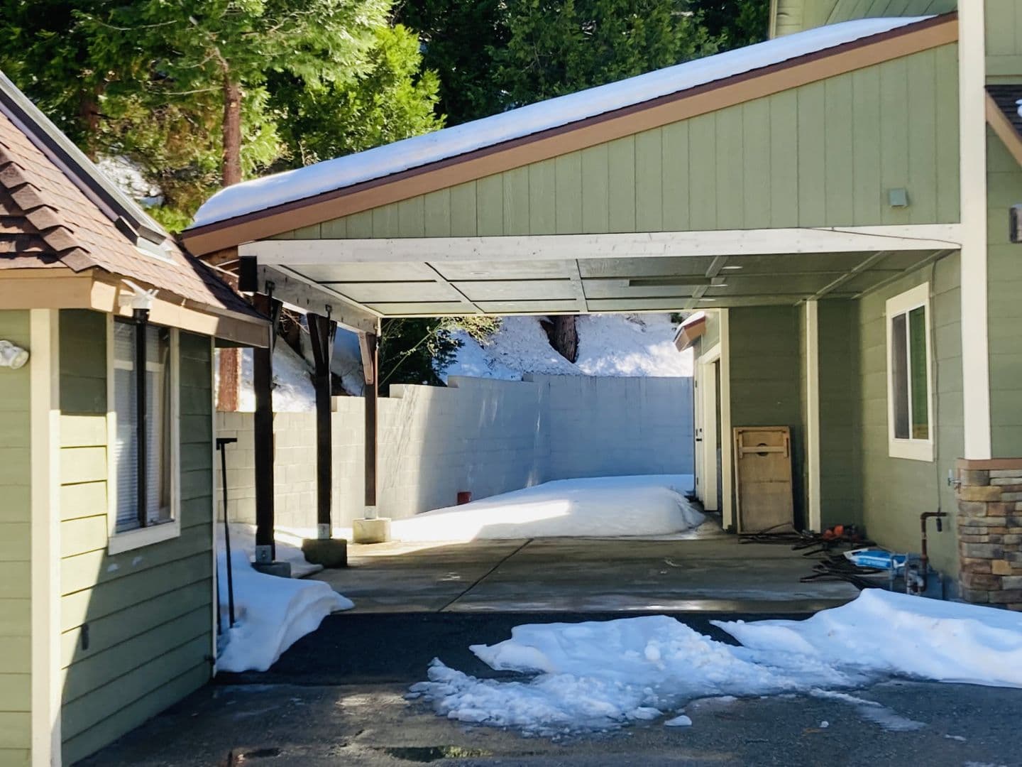 Lake Arrowhead House: 341 State Hwy 173