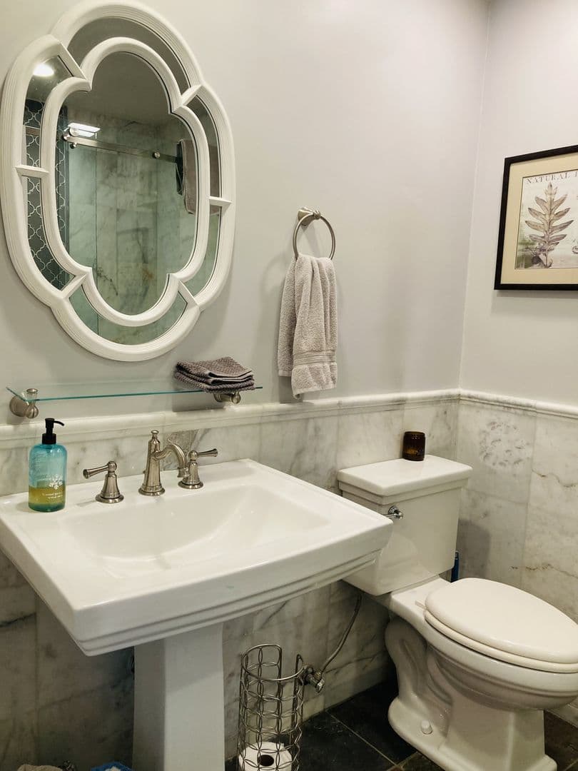 Lake Arrowhead House: 28288 Bern Dr