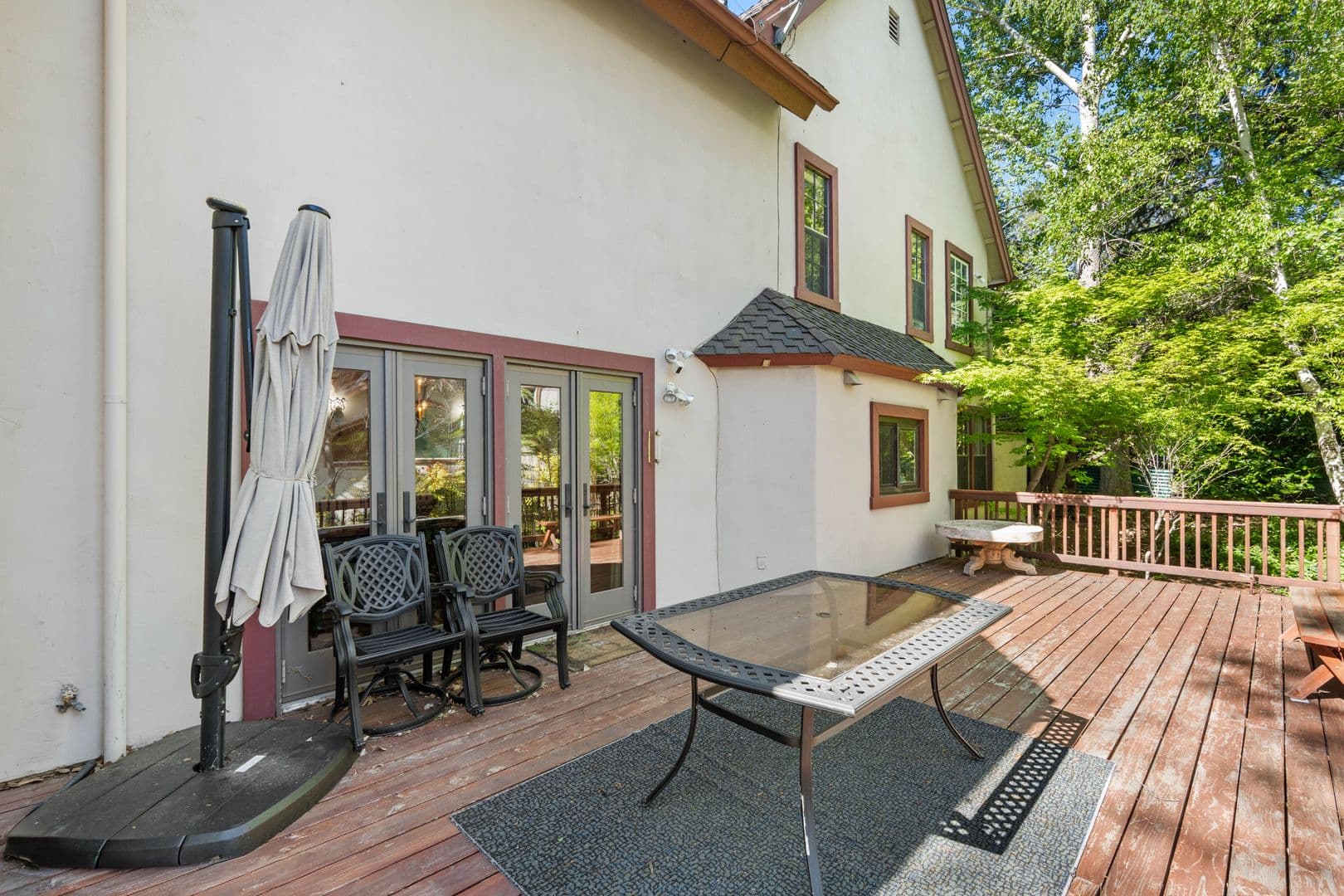 Lake Arrowhead House: 887 Talisman Ln