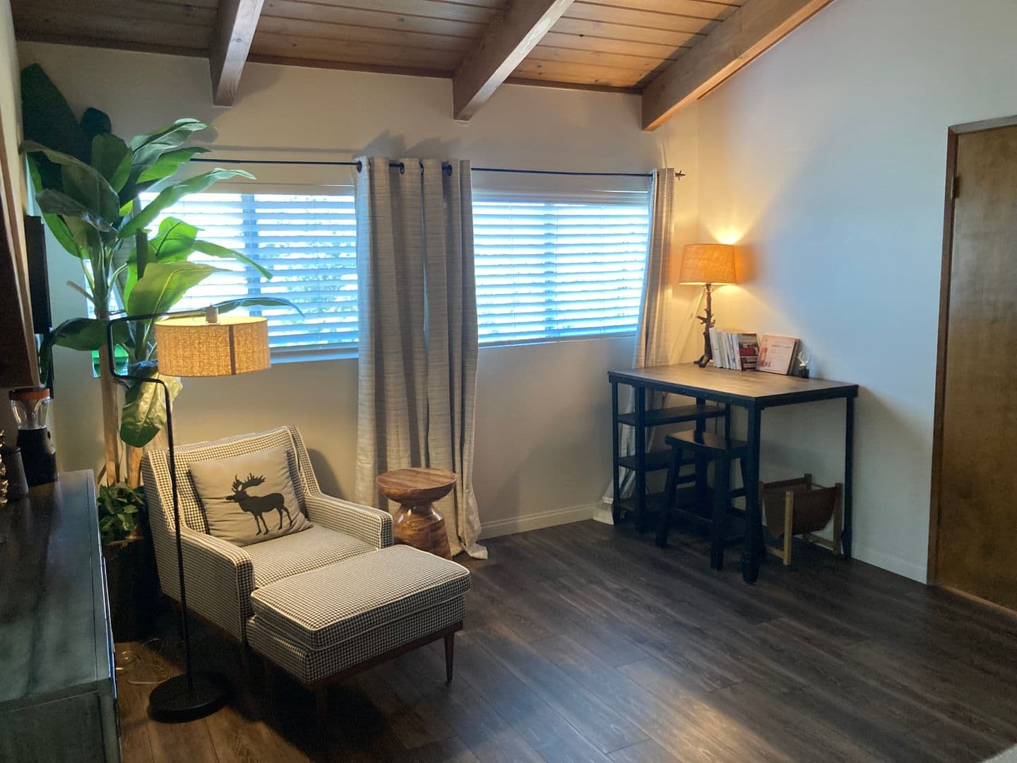 Lake Arrowhead House: 676 Grass Valley Rd