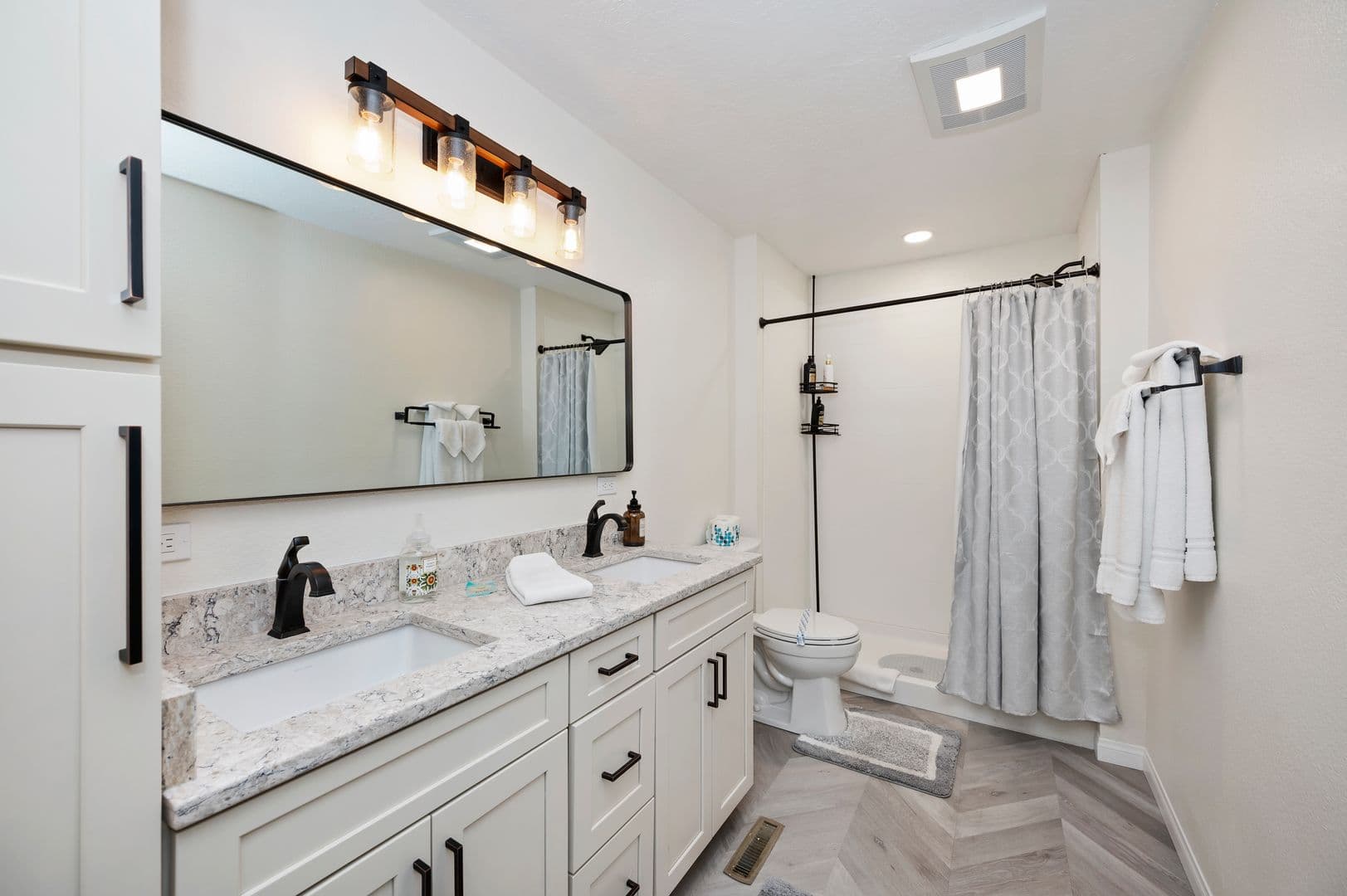 Fawnskin House: 38596 North Shore Drive