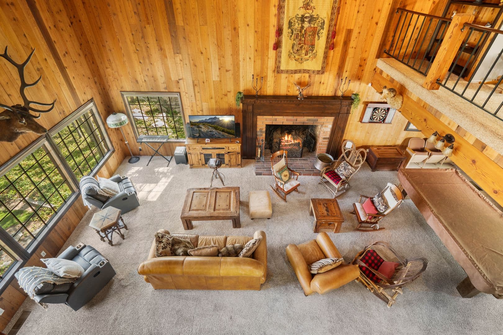 Lake Arrowhead House: 887 Talisman Ln