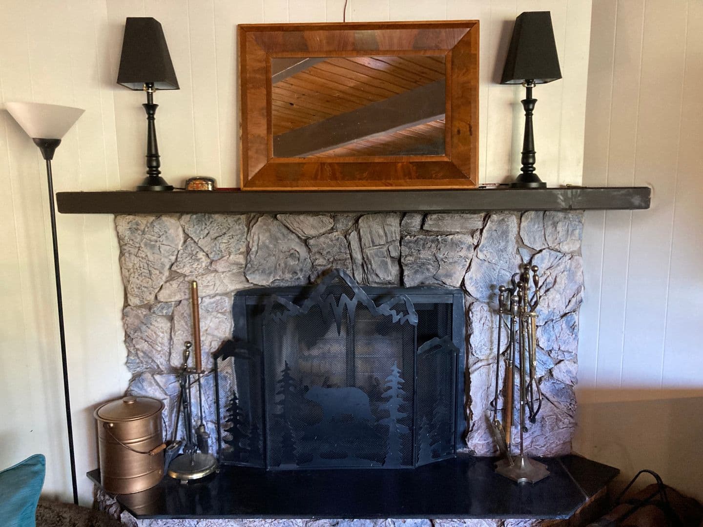 Lake Arrowhead House: 676 Grass Valley Rd