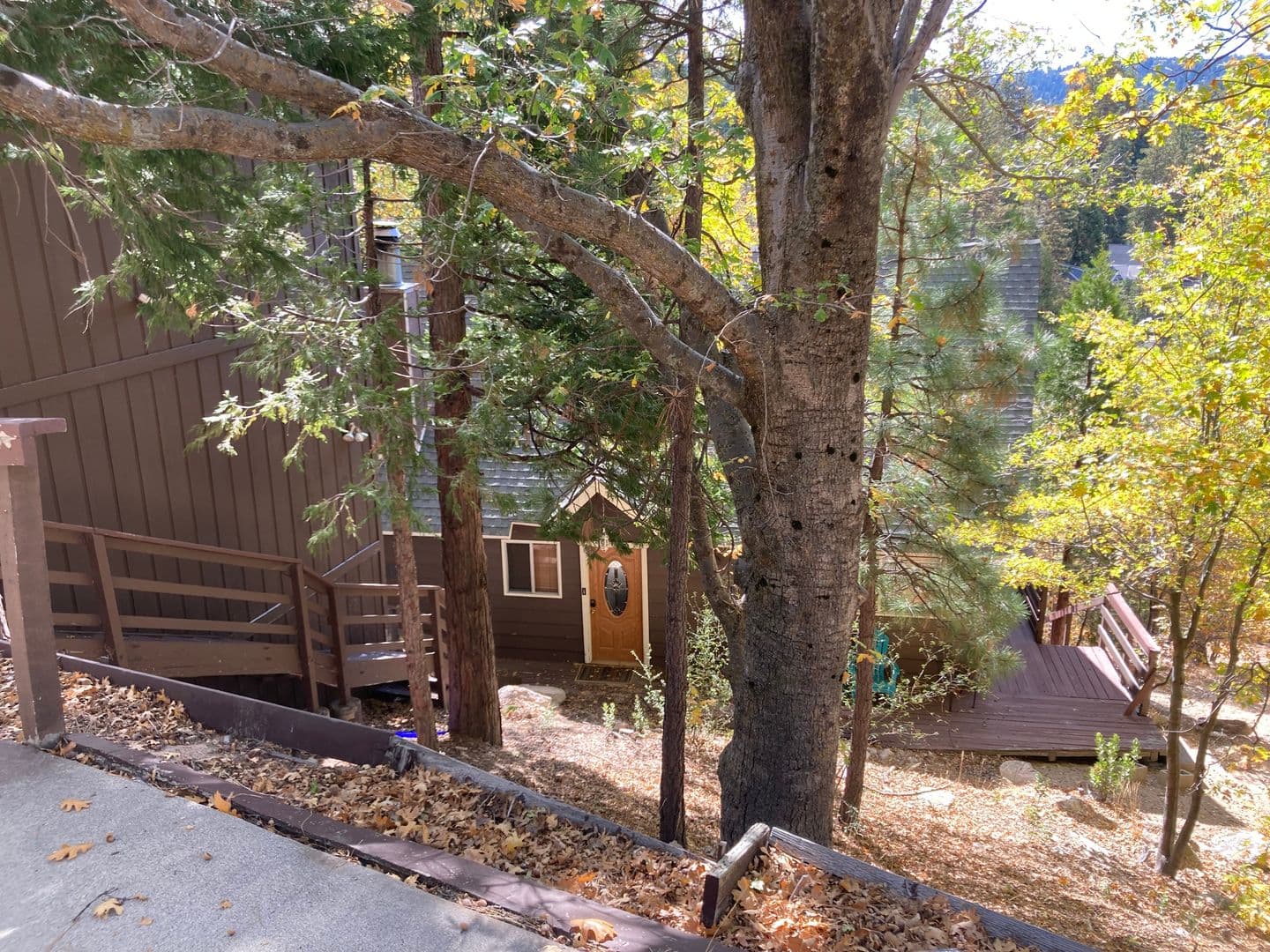 Lake Arrowhead House: 676 Grass Valley Rd