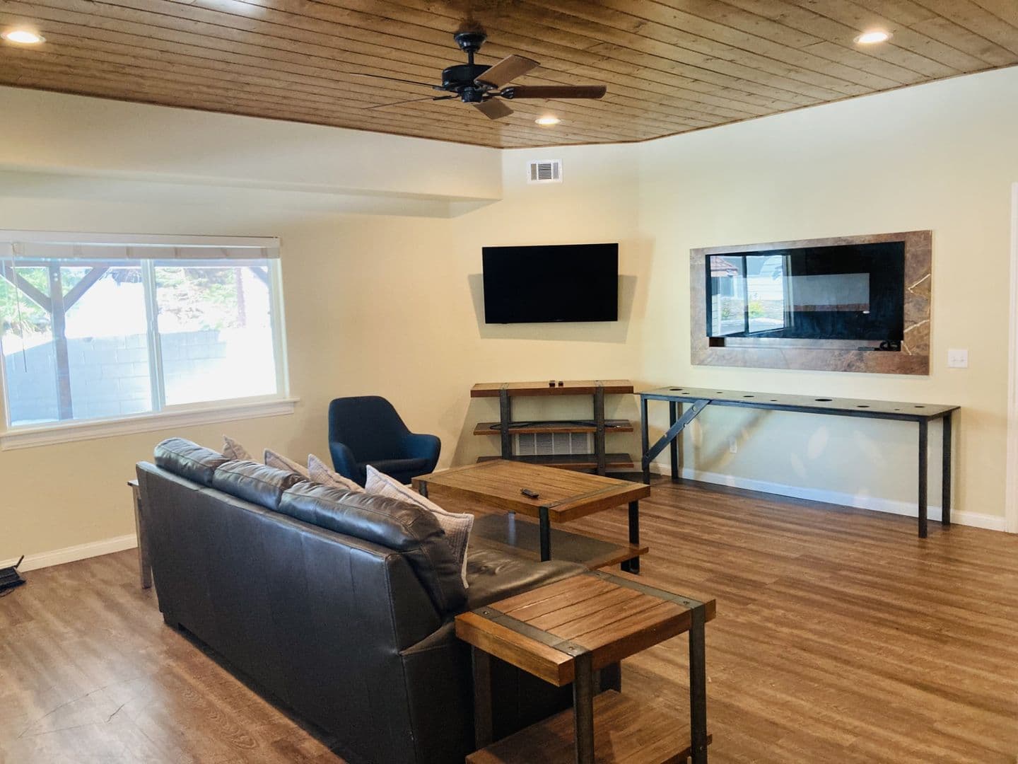 Lake Arrowhead House: 341 State Hwy 173