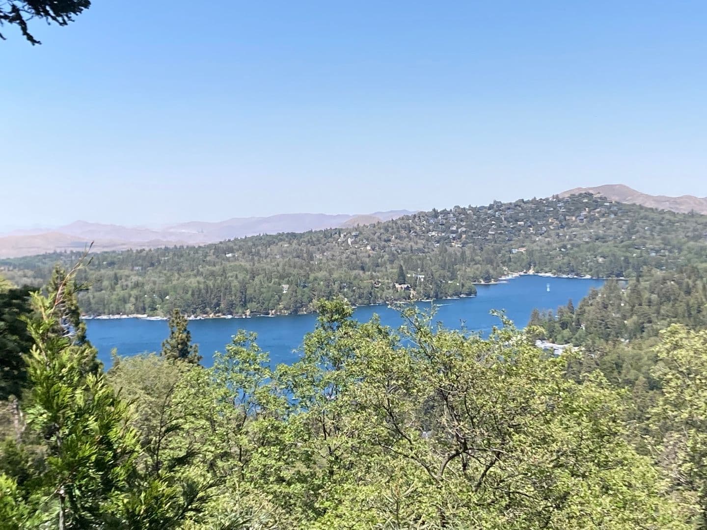 Lake Arrowhead House: 641 Virginia Ct
