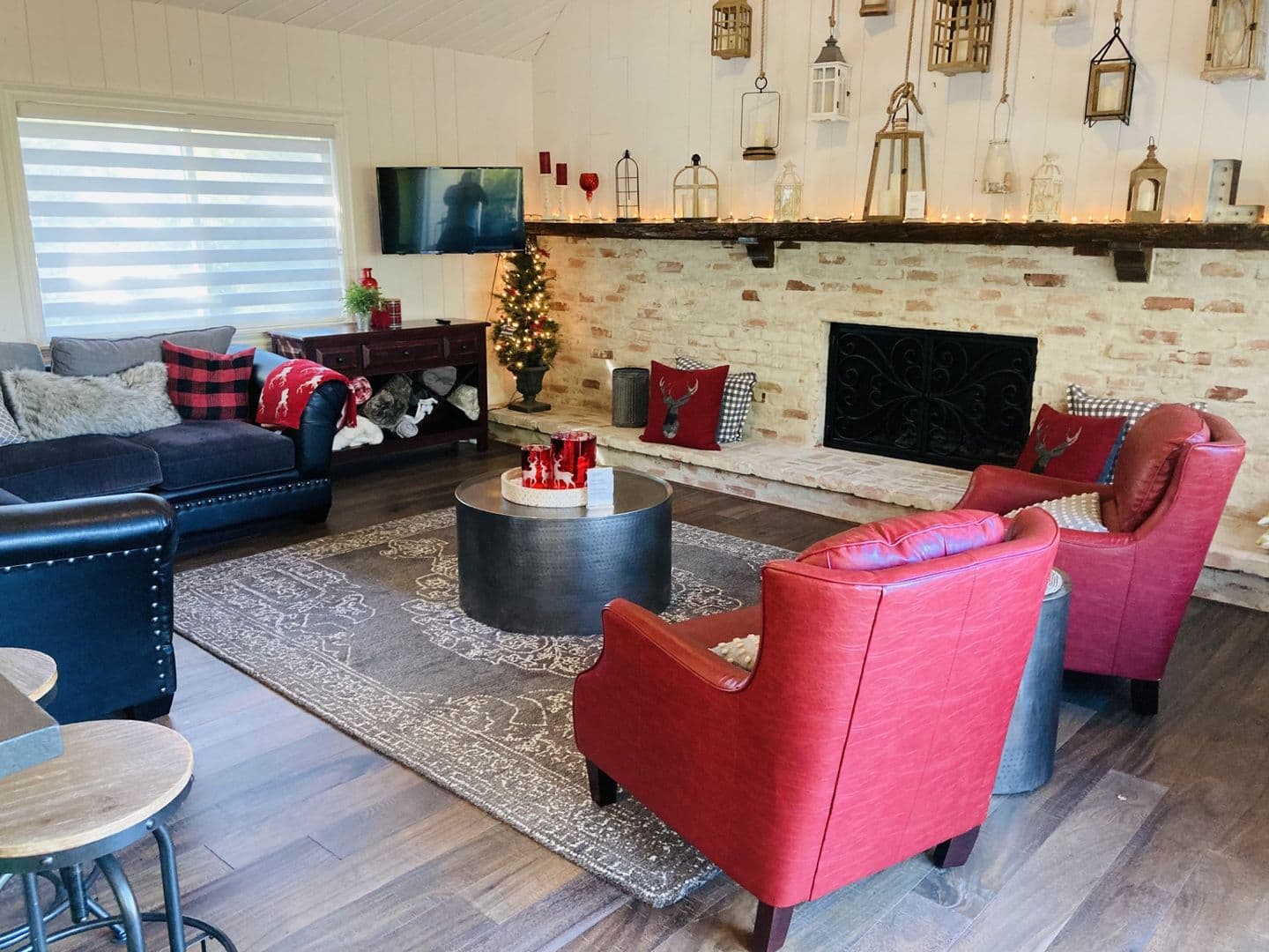 Lake Arrowhead House: 28288 Bern Dr