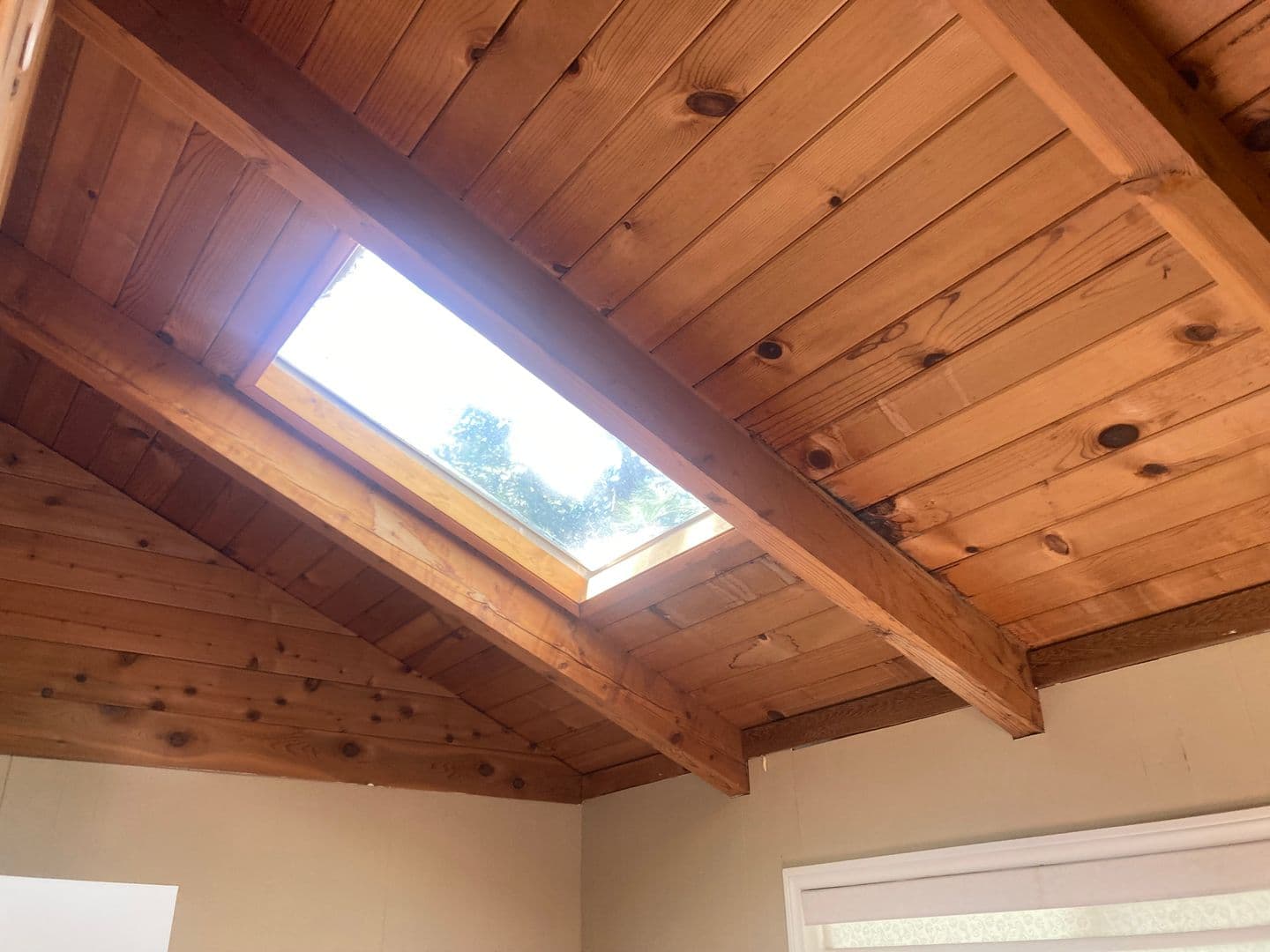 Cedar Glen House: 143 Western Dr
