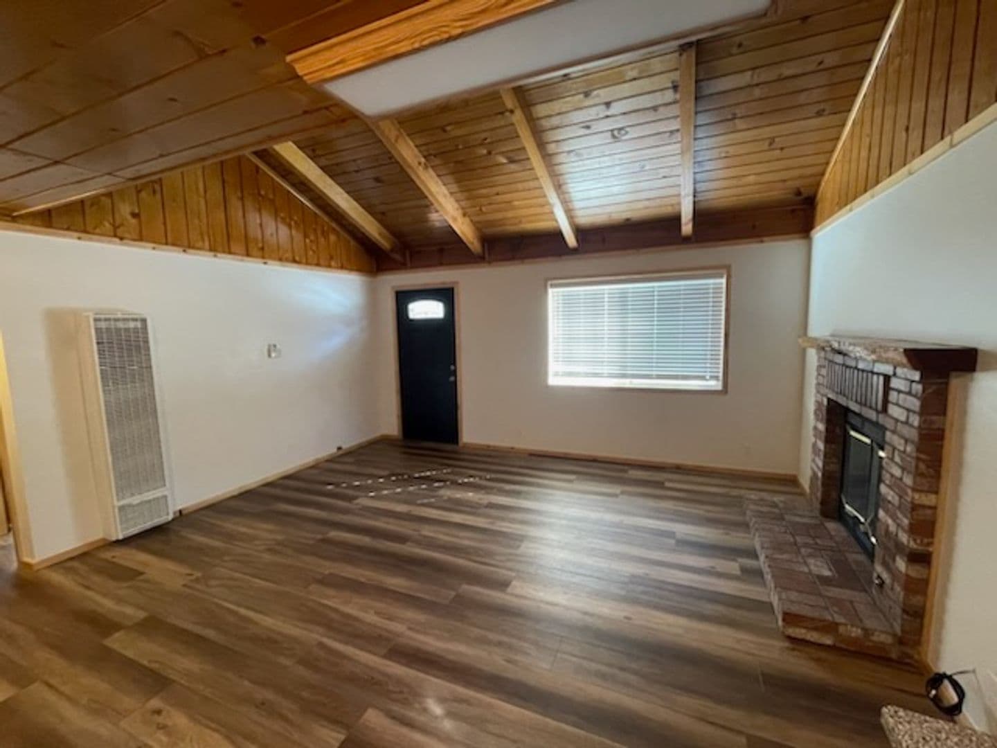 Big Bear Lake House: 609 Elysian Blvd