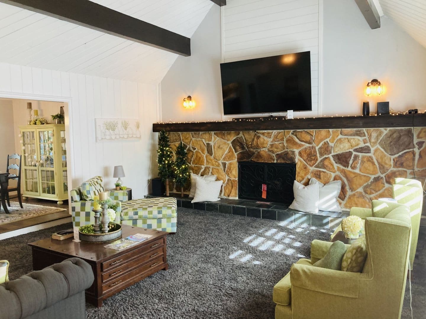 Lake Arrowhead House: 28288 Bern Dr