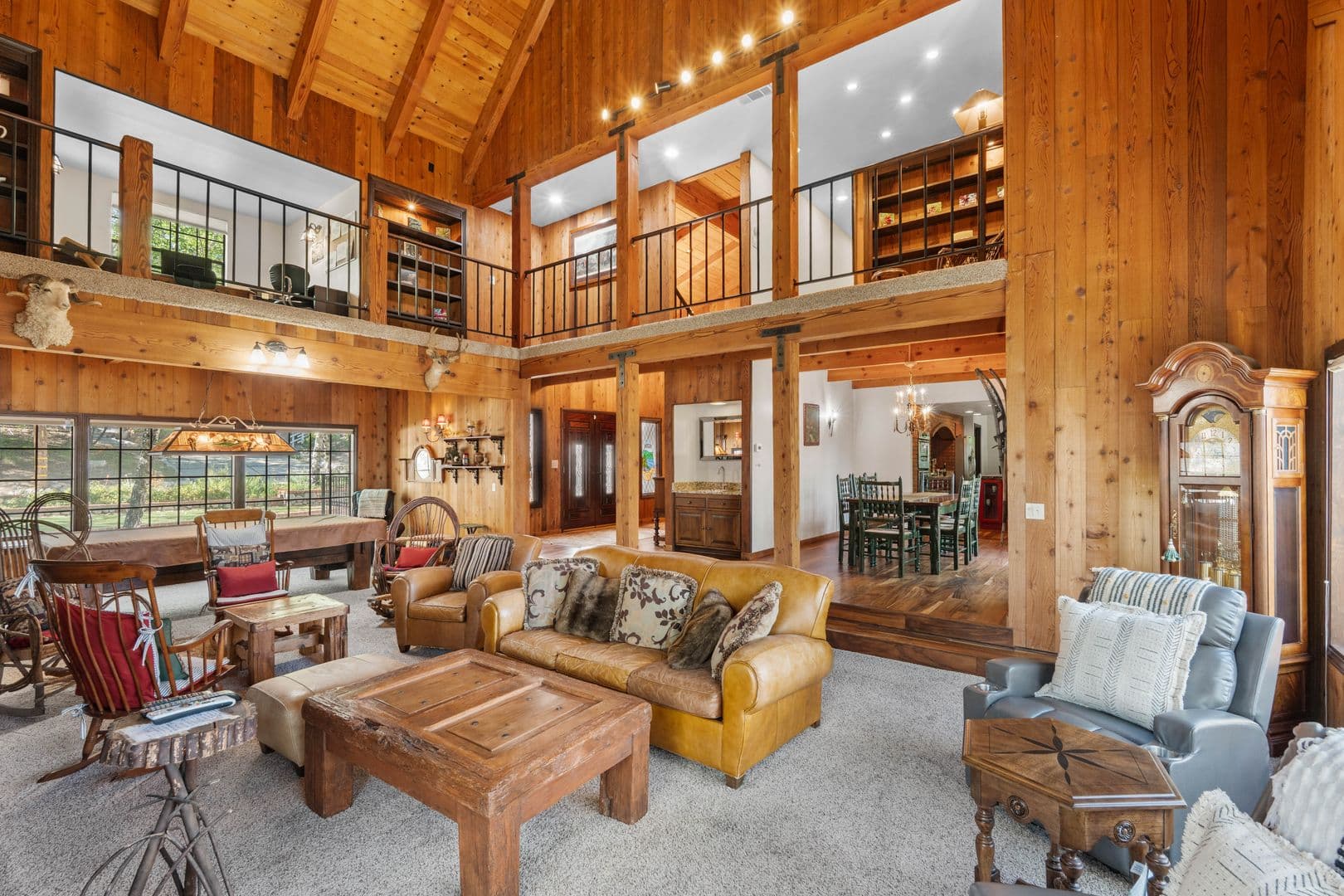 Lake Arrowhead House: 887 Talisman Ln