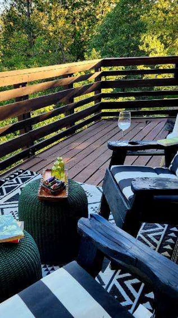 Lake Arrowhead House: 676 Grass Valley Rd