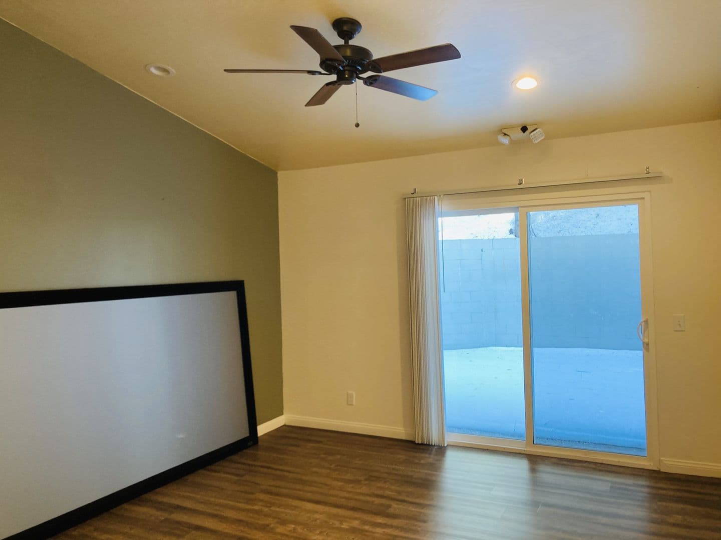Lake Arrowhead House: 341 State Hwy 173