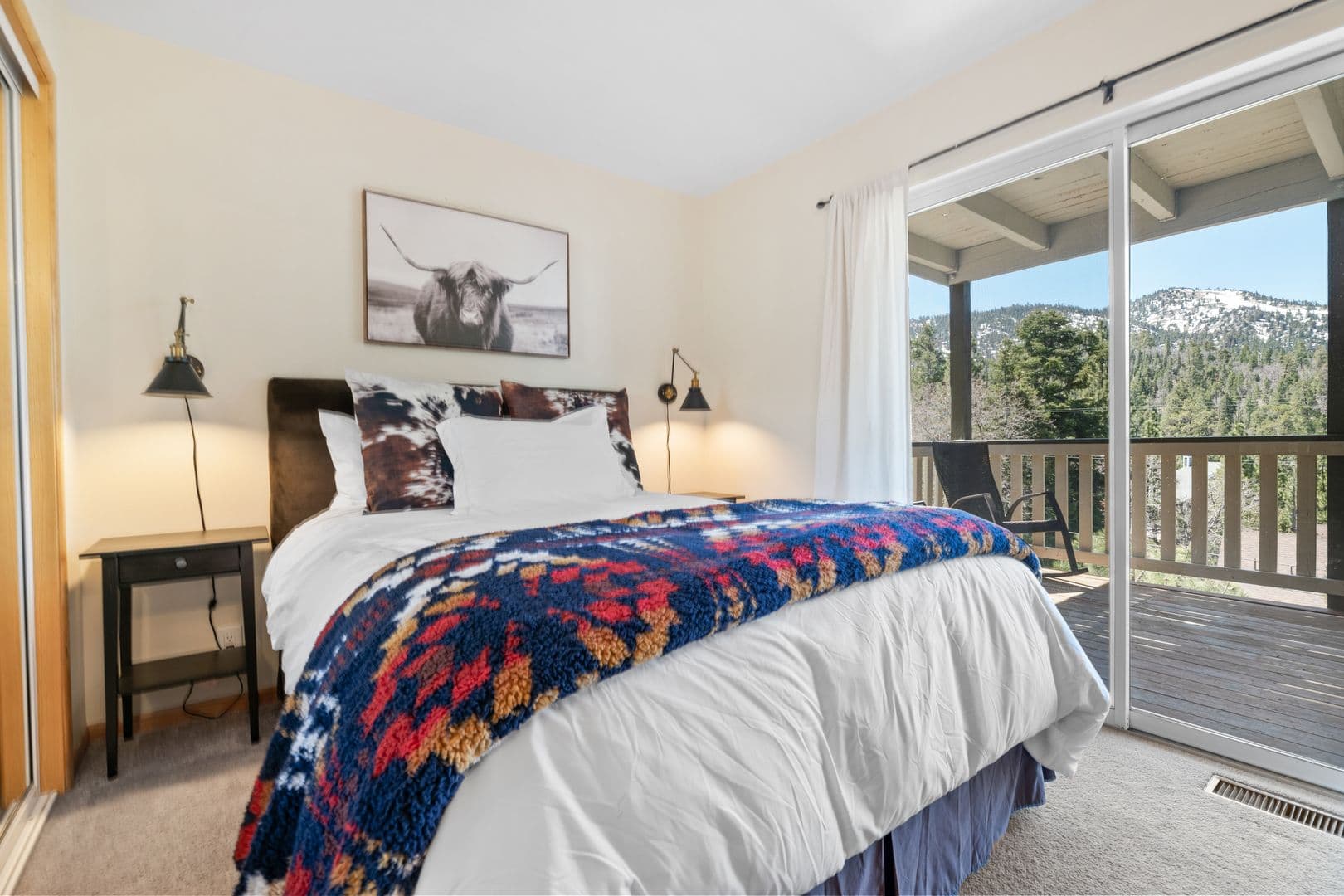 Big Bear Lake House: 43888 Yosemite Dr.